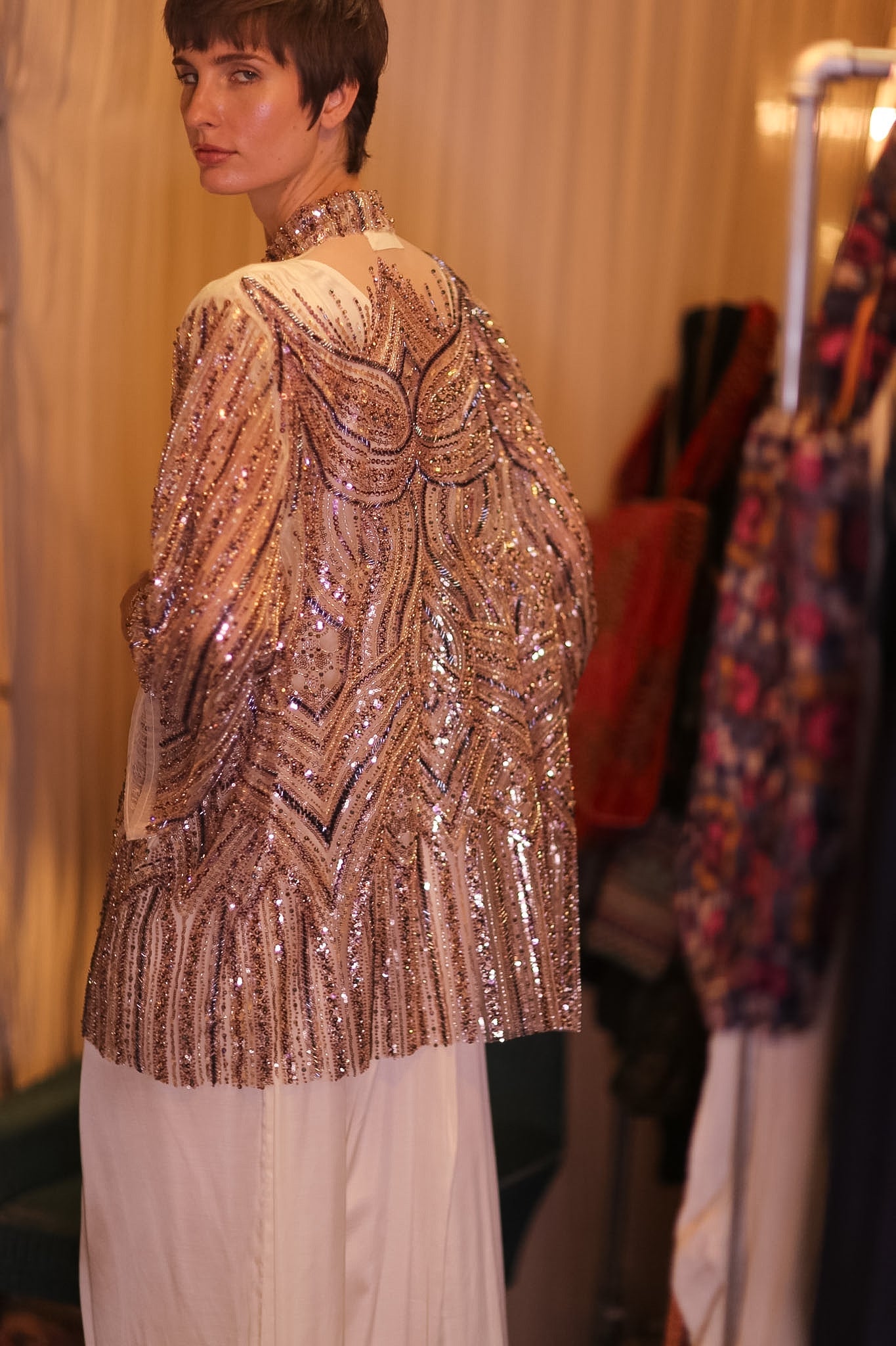 HEAVY SEQUIN EMBROIDERED SILK SHORT KIMONO WHITE FAIRY - MOMO STUDIO BERLIN - Berlin Concept Store - sustainable & ethical fashion