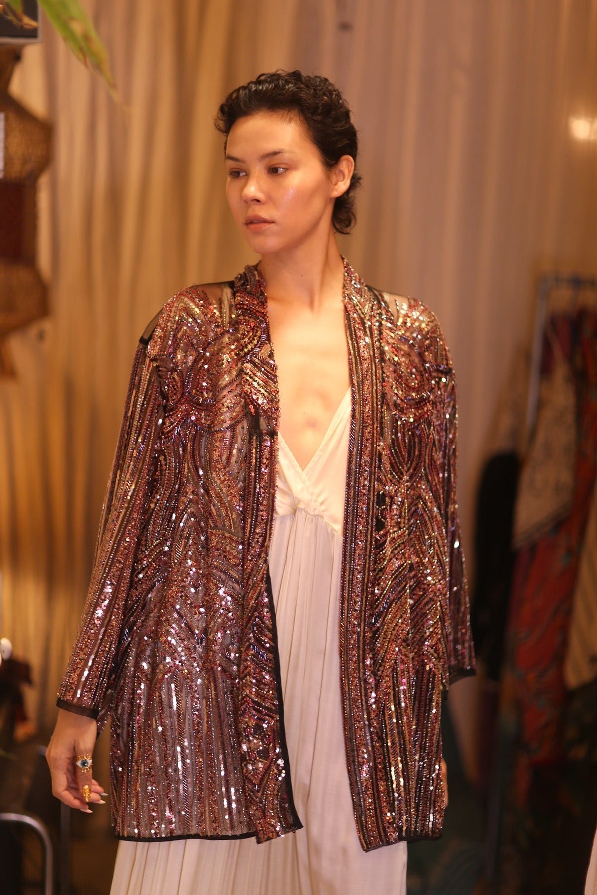 HEAVY SEQUINED EMBROIDERD SHORT KIMONO KAI - MOMO STUDIO BERLIN - Berlin Concept Store - sustainable & ethical fashion