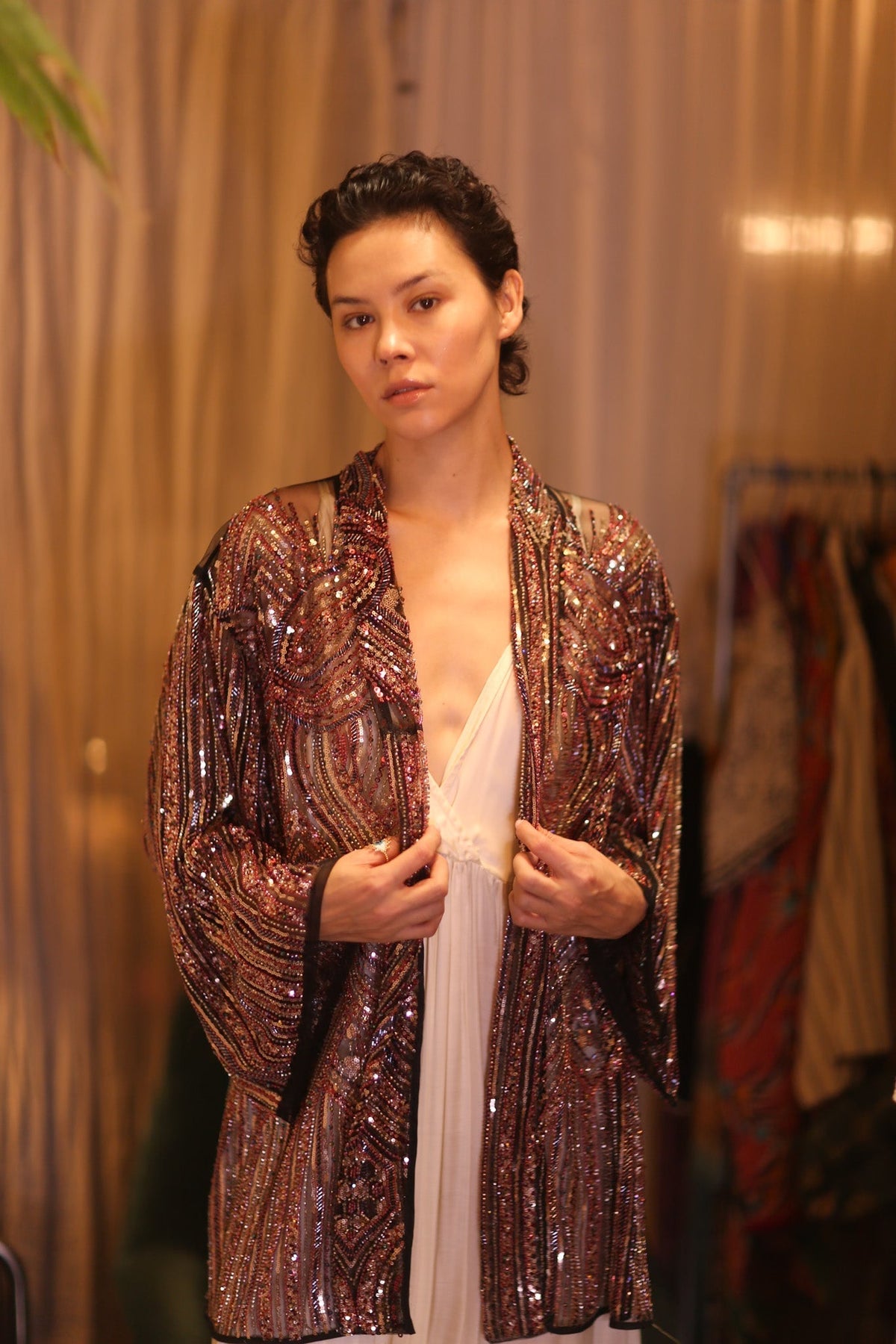 HEAVY SEQUINED EMBROIDERD SHORT KIMONO KAI - MOMO STUDIO BERLIN - Berlin Concept Store - sustainable & ethical fashion