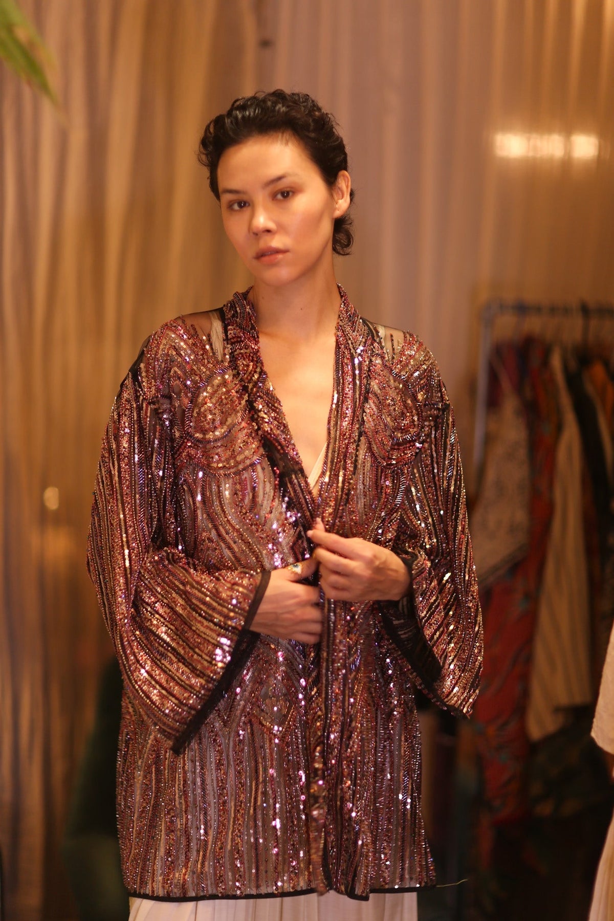 HEAVY SEQUINED EMBROIDERD SHORT KIMONO KAI - MOMO STUDIO BERLIN - Berlin Concept Store - sustainable & ethical fashion