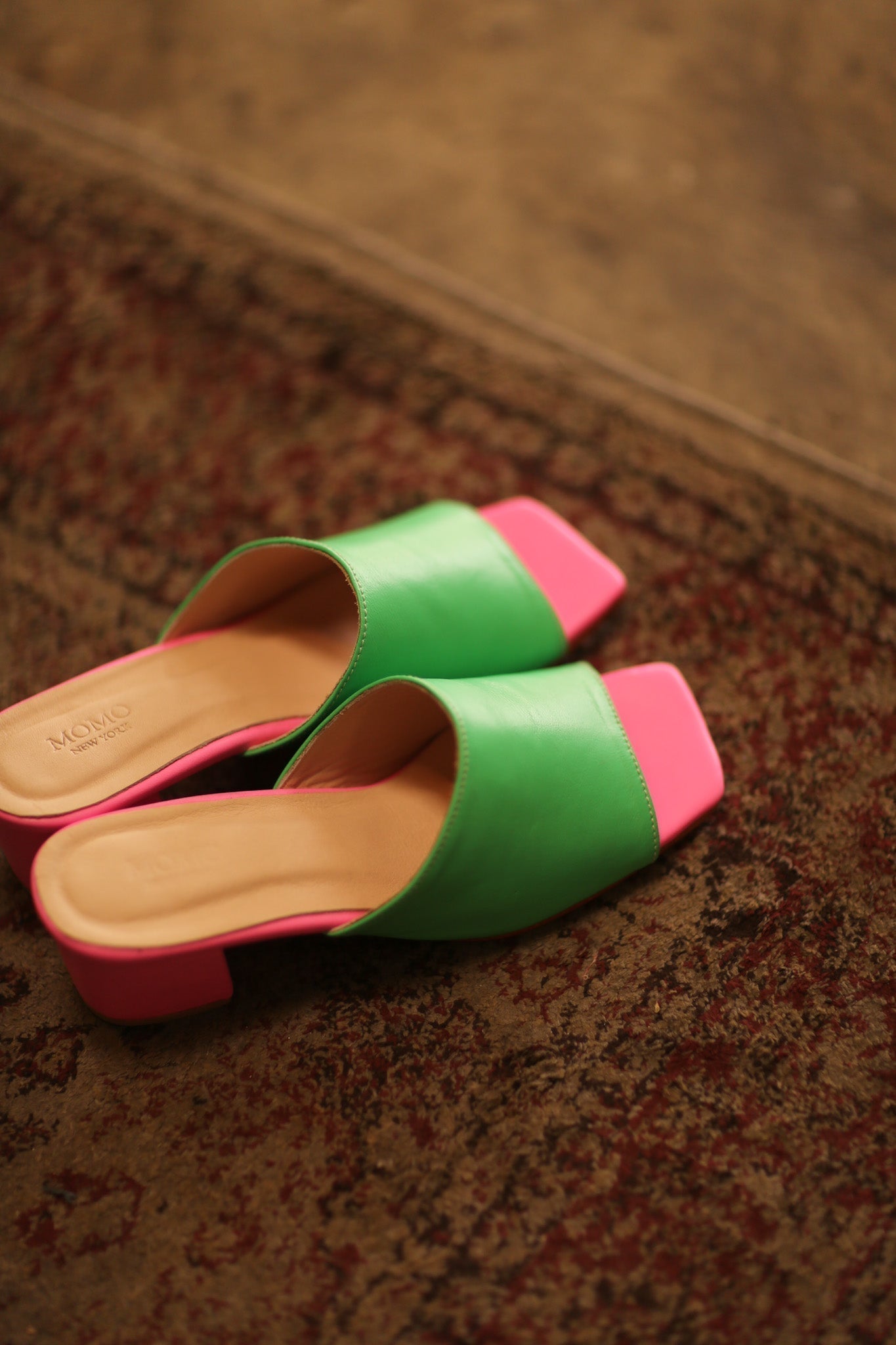 HEELED LEATHER MULES LORIN GREEN PINK - MOMO STUDIO BERLIN - Berlin Concept Store - sustainable & ethical fashion