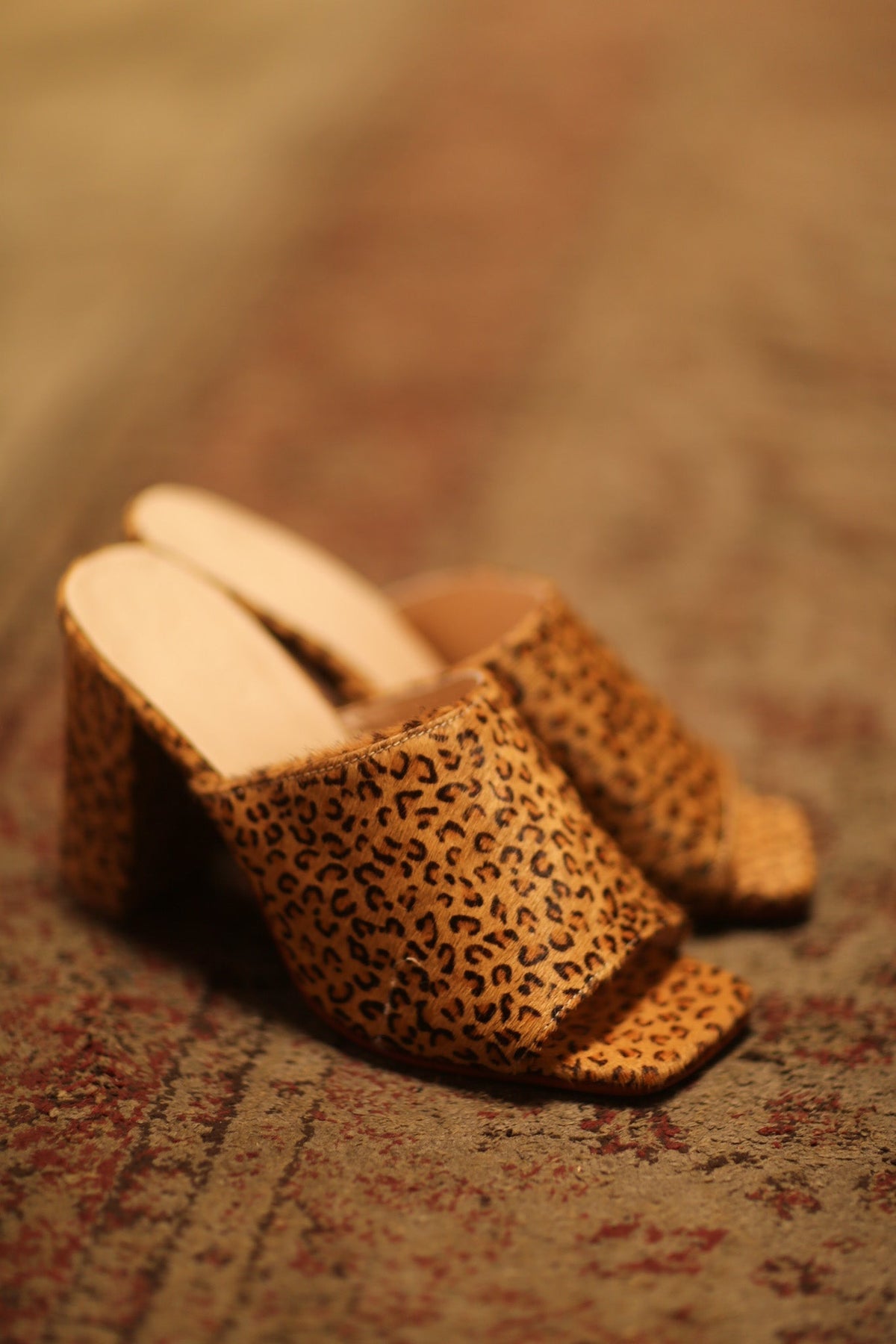 HEELED LEO PRINT MULES GULA - MOMO STUDIO BERLIN - Berlin Concept Store - sustainable & ethical fashion
