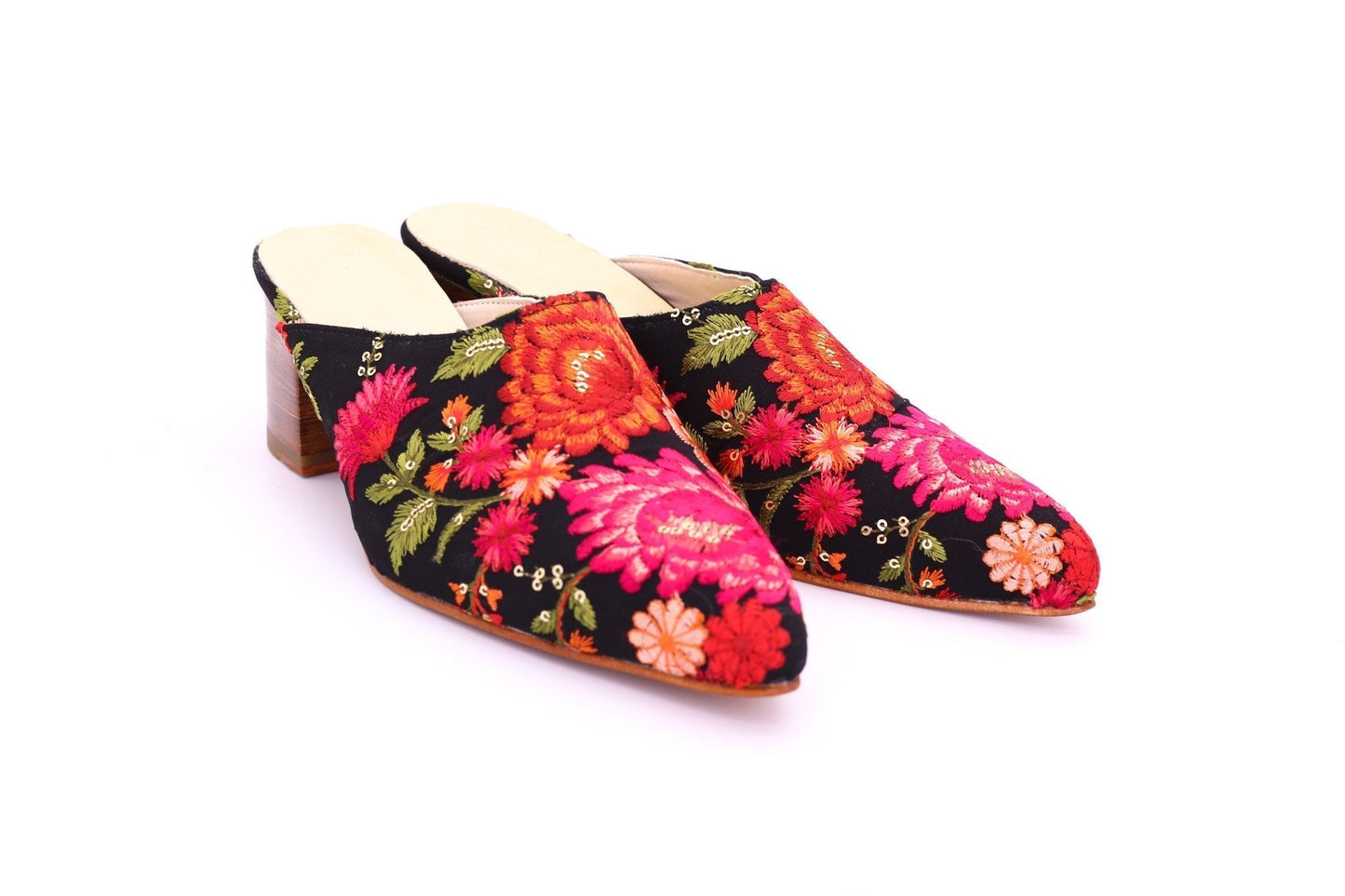 HEELED MULES EMBROIDERED X ANTHROPOLOGIE - MOMO STUDIO BERLIN - Berlin Concept Store - sustainable & ethical fashion