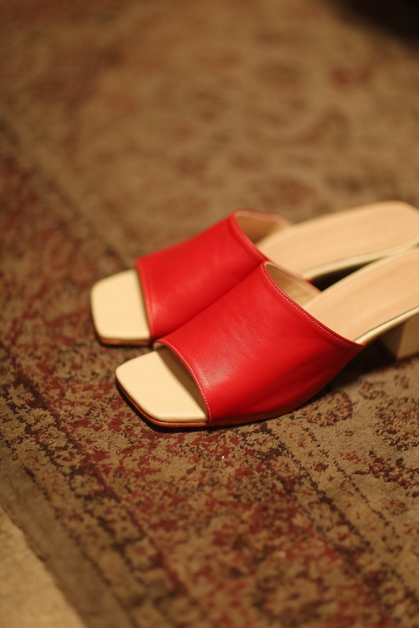 HEELED MULES LORIN RED CREAM - MOMO STUDIO BERLIN - Berlin Concept Store - sustainable & ethical fashion