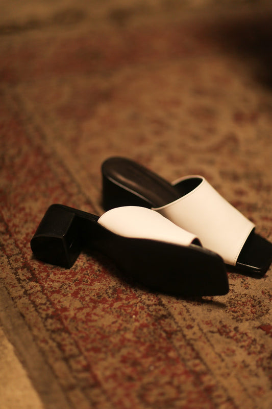 HEELED MULES LORIN WHITE BLACK - MOMO STUDIO BERLIN - Berlin Concept Store - sustainable & ethical fashion