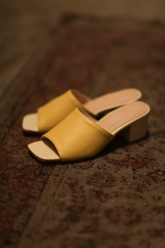 HEELED MULES LORIN YELLOW CREAM - MOMO STUDIO BERLIN - Berlin Concept Store - sustainable & ethical fashion