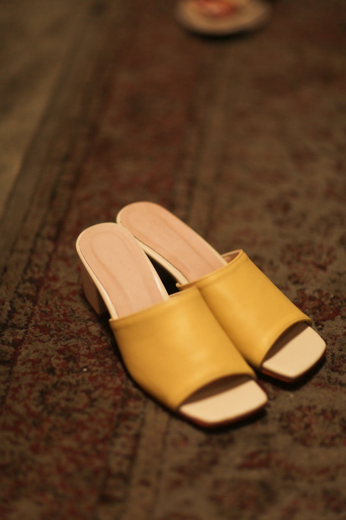 HEELED MULES LORIN YELLOW CREAM - MOMO STUDIO BERLIN - Berlin Concept Store - sustainable & ethical fashion