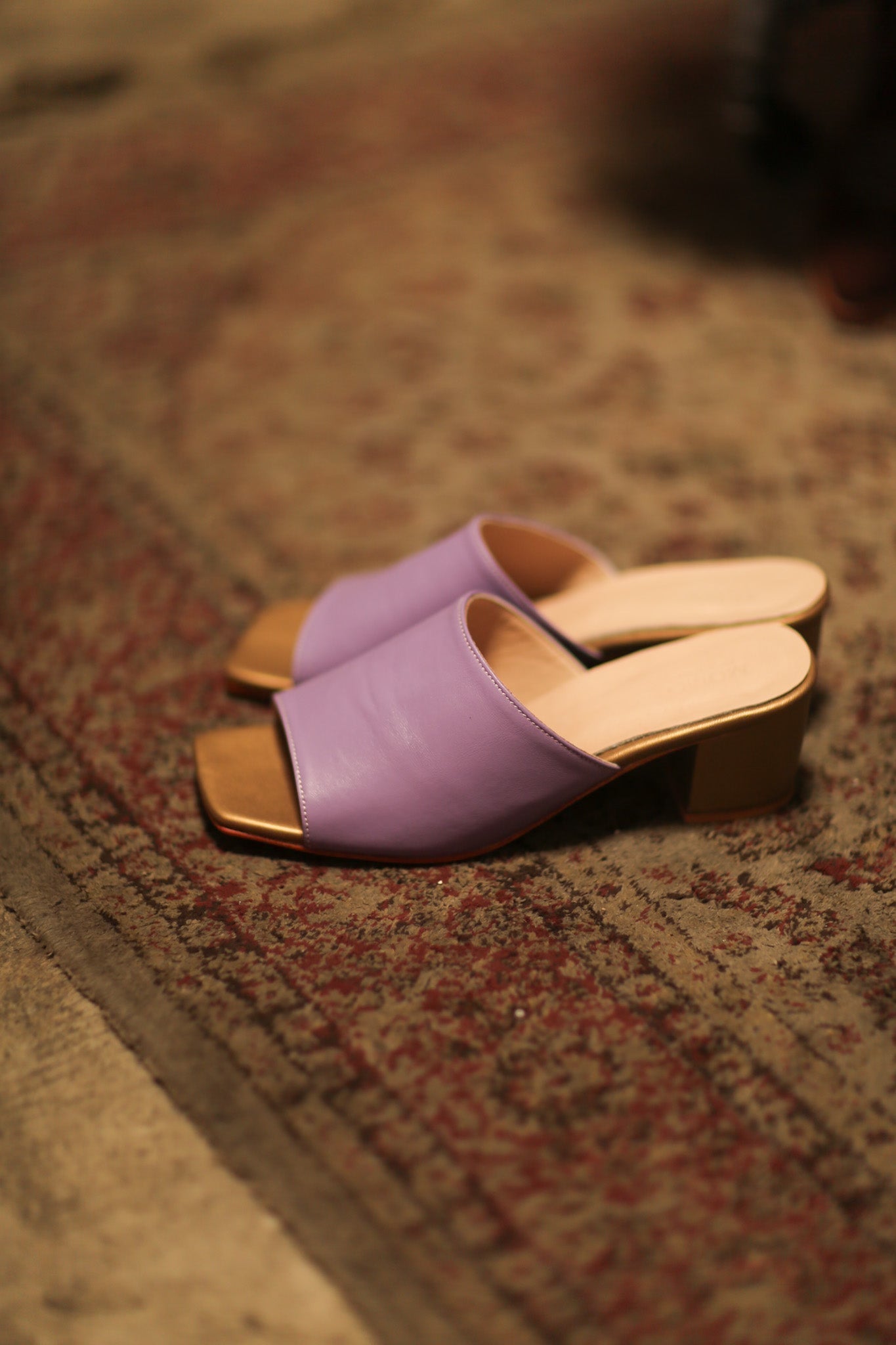 HEELED MULES LORINS LAVENDER GOLD - MOMO STUDIO BERLIN - Berlin Concept Store - sustainable & ethical fashion