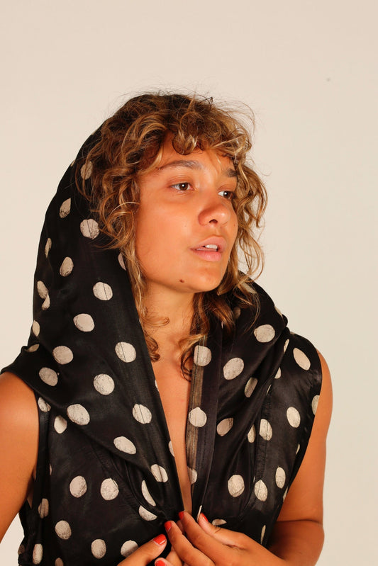 HOODIE DRESS POLKA DOT BLACK MADEENA - MOMO STUDIO BERLIN - Berlin Concept Store - sustainable & ethical fashion