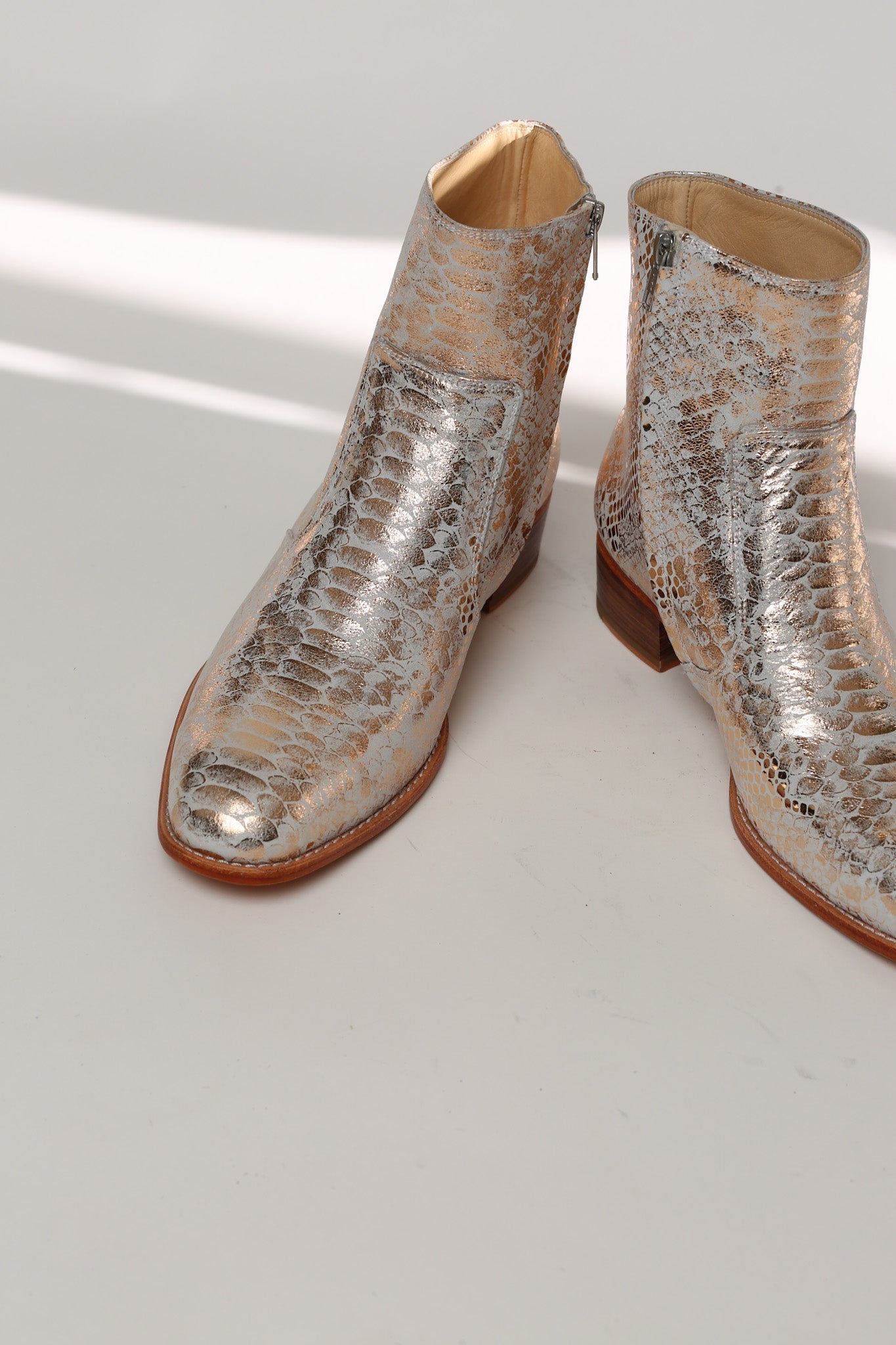 IAN SNAKE PRINT SILVER BOOTS - MOMO STUDIO BERLIN - Berlin Concept Store - sustainable & ethical fashion