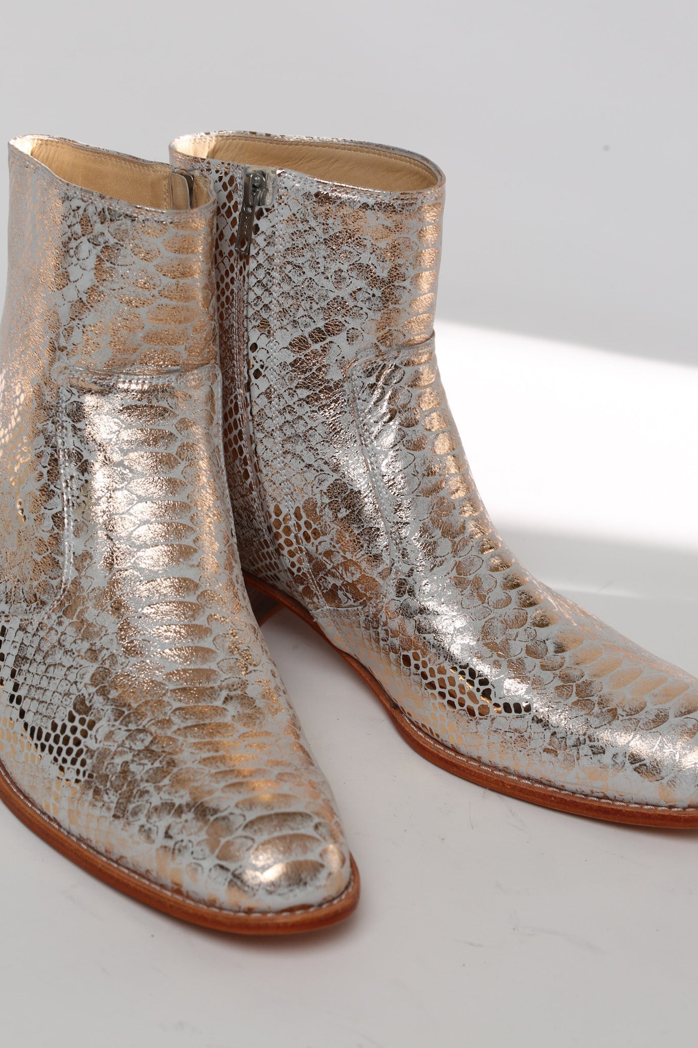 IAN SNAKE PRINT SILVER BOOTS - MOMO STUDIO BERLIN - Berlin Concept Store - sustainable & ethical fashion
