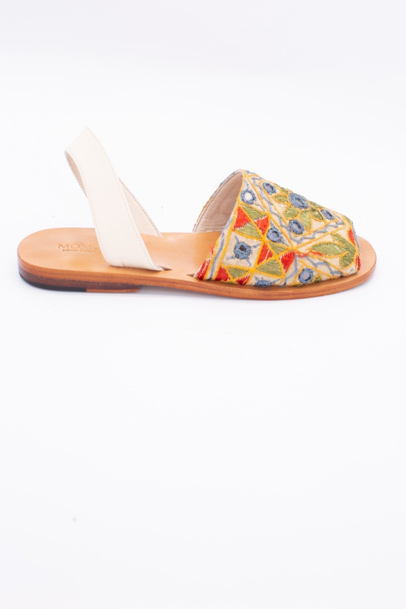 INDIAN EMBROIDERED LEATHER SANDALS DESSA - MOMO STUDIO BERLIN - Berlin Concept Store - sustainable & ethical fashion