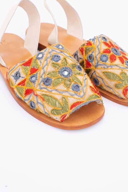 INDIAN EMBROIDERED LEATHER SANDALS DESSA - MOMO STUDIO BERLIN - Berlin Concept Store - sustainable & ethical fashion