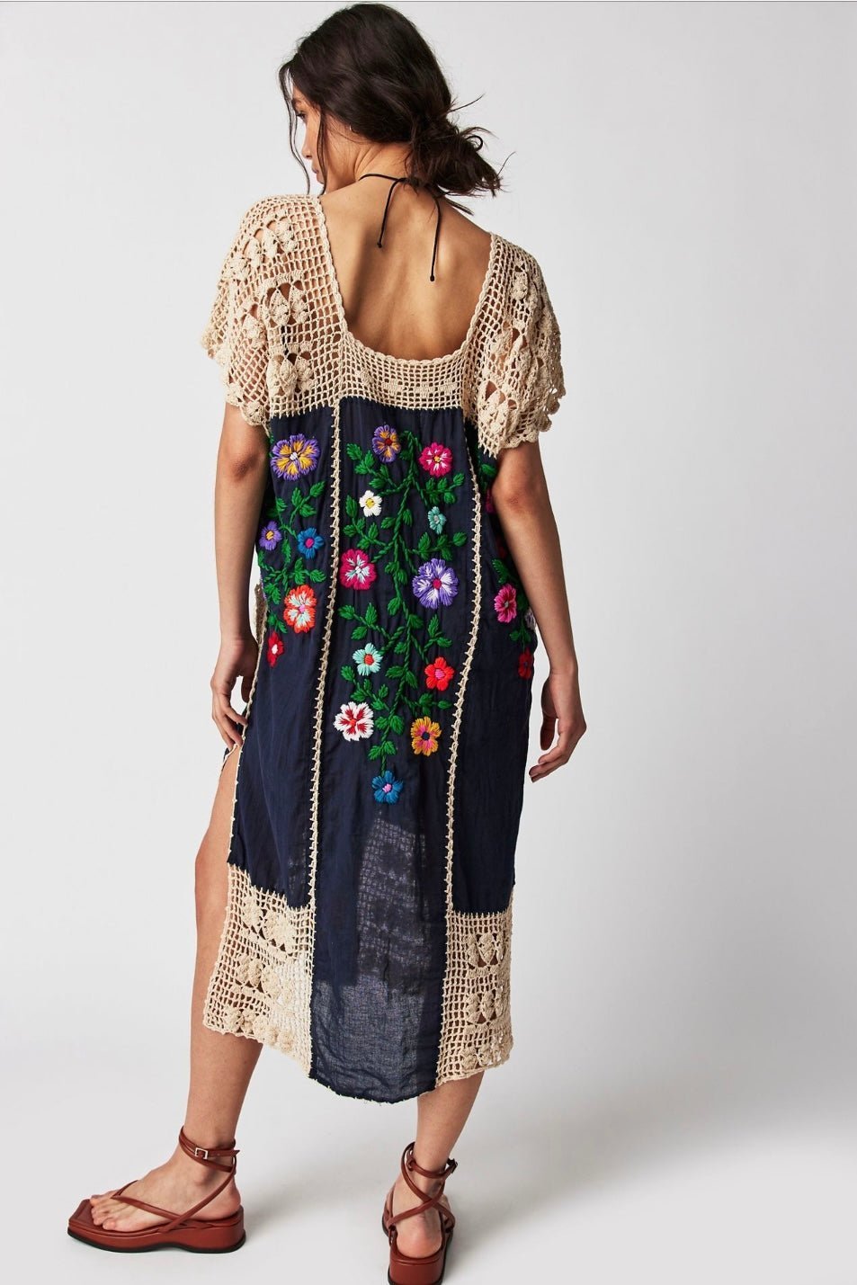 ISABELLA EMBROIDERED CROCHET KAFTAN - MOMO STUDIO BERLIN - Berlin Concept Store - sustainable & ethical fashion