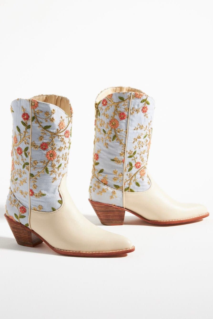 IVORY EMBROIDERED FLOWER WESTERN BOOTS X ANTHROPOLOGIE - MOMO STUDIO BERLIN - Berlin Concept Store - sustainable & ethical fashion