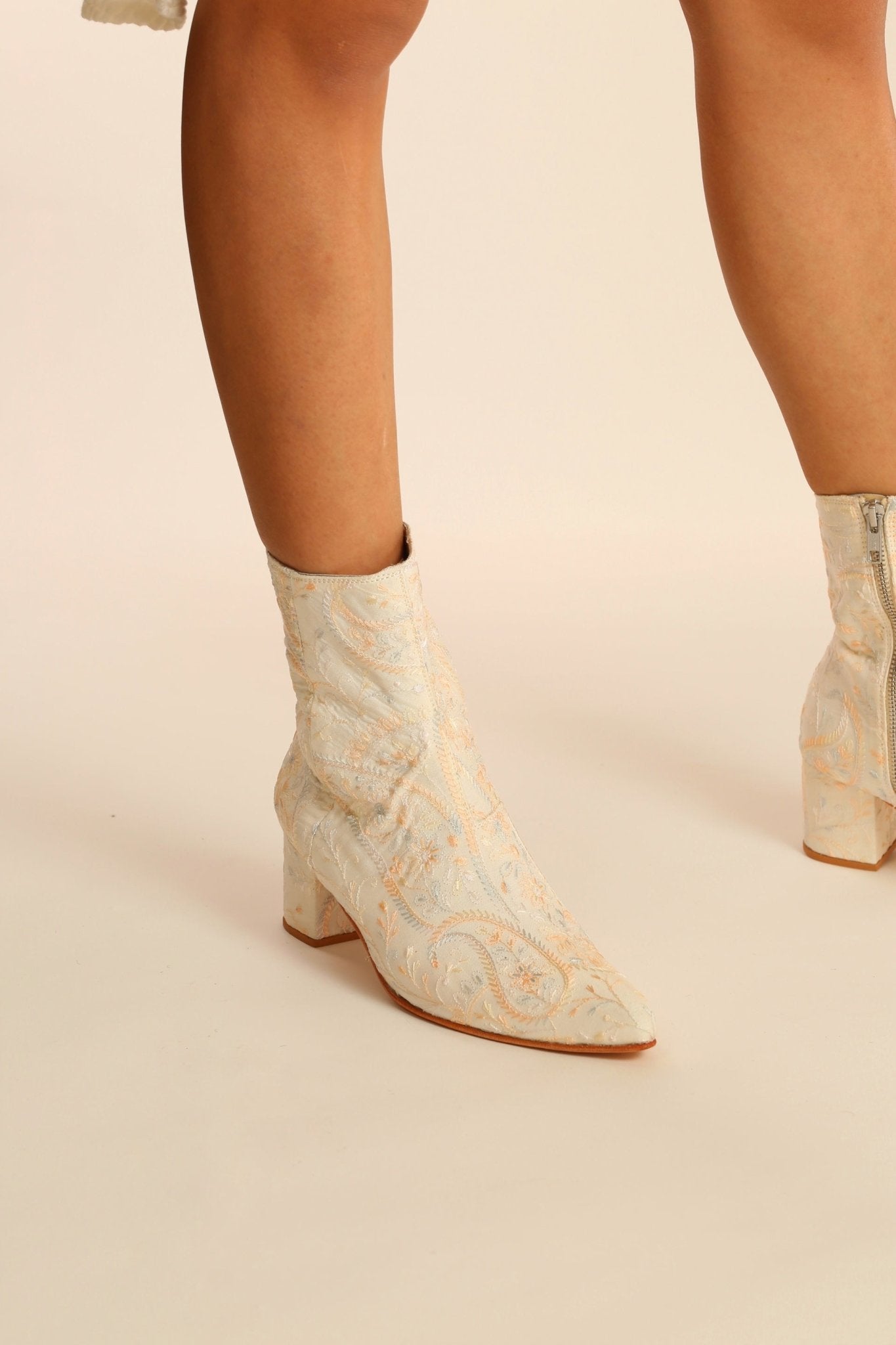 IVORY SILK EMBROIDERED WEDDING BOOTS GOLDEN - MOMO STUDIO BERLIN - Berlin Concept Store - sustainable & ethical fashion