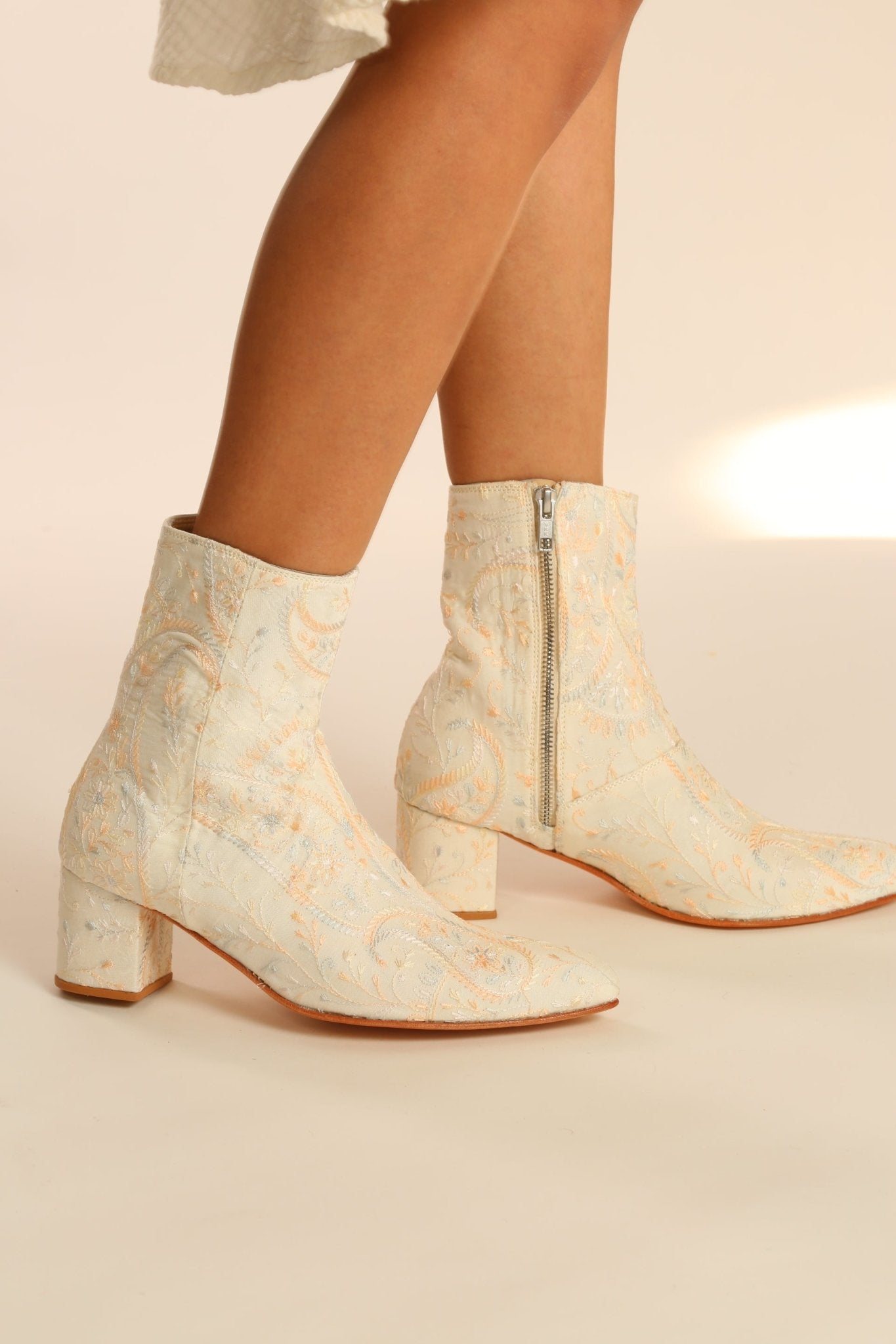 IVORY SILK EMBROIDERED WEDDING BOOTS GOLDEN - MOMO STUDIO BERLIN - Berlin Concept Store - sustainable & ethical fashion