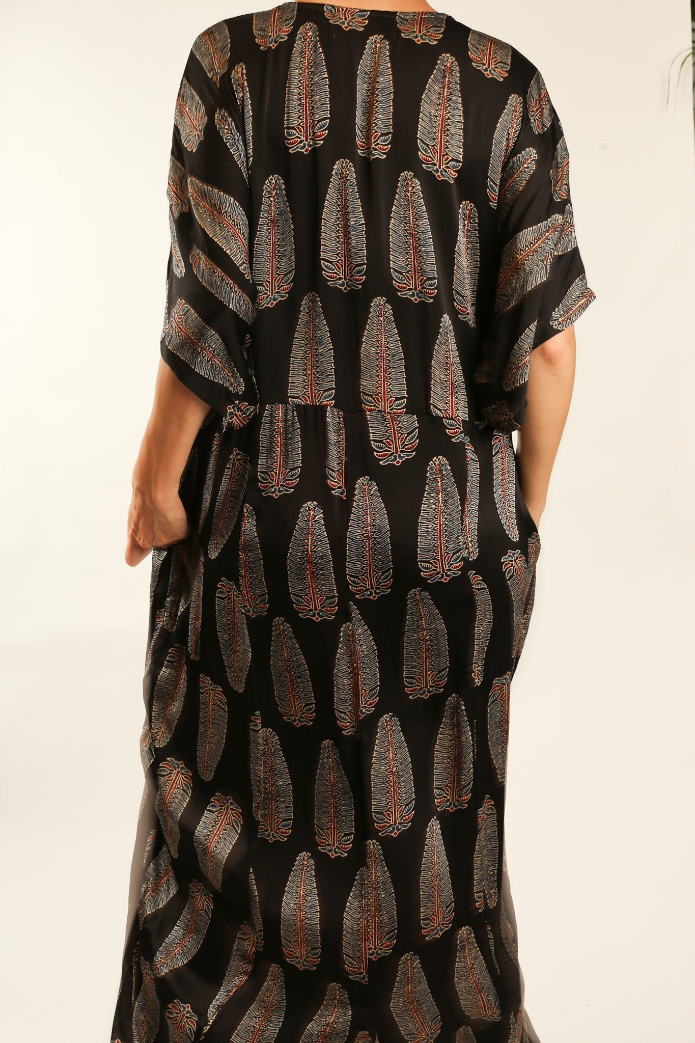 KAFTAN DRESS CURU - MOMO STUDIO BERLIN - Berlin Concept Store - sustainable & ethical fashion