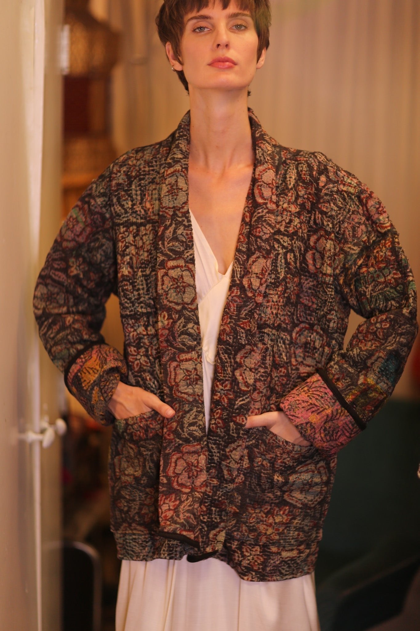 KANTHA JACKET VINTAGE FLOWER FRINE - MOMO STUDIO BERLIN - Berlin Concept Store - sustainable & ethical fashion