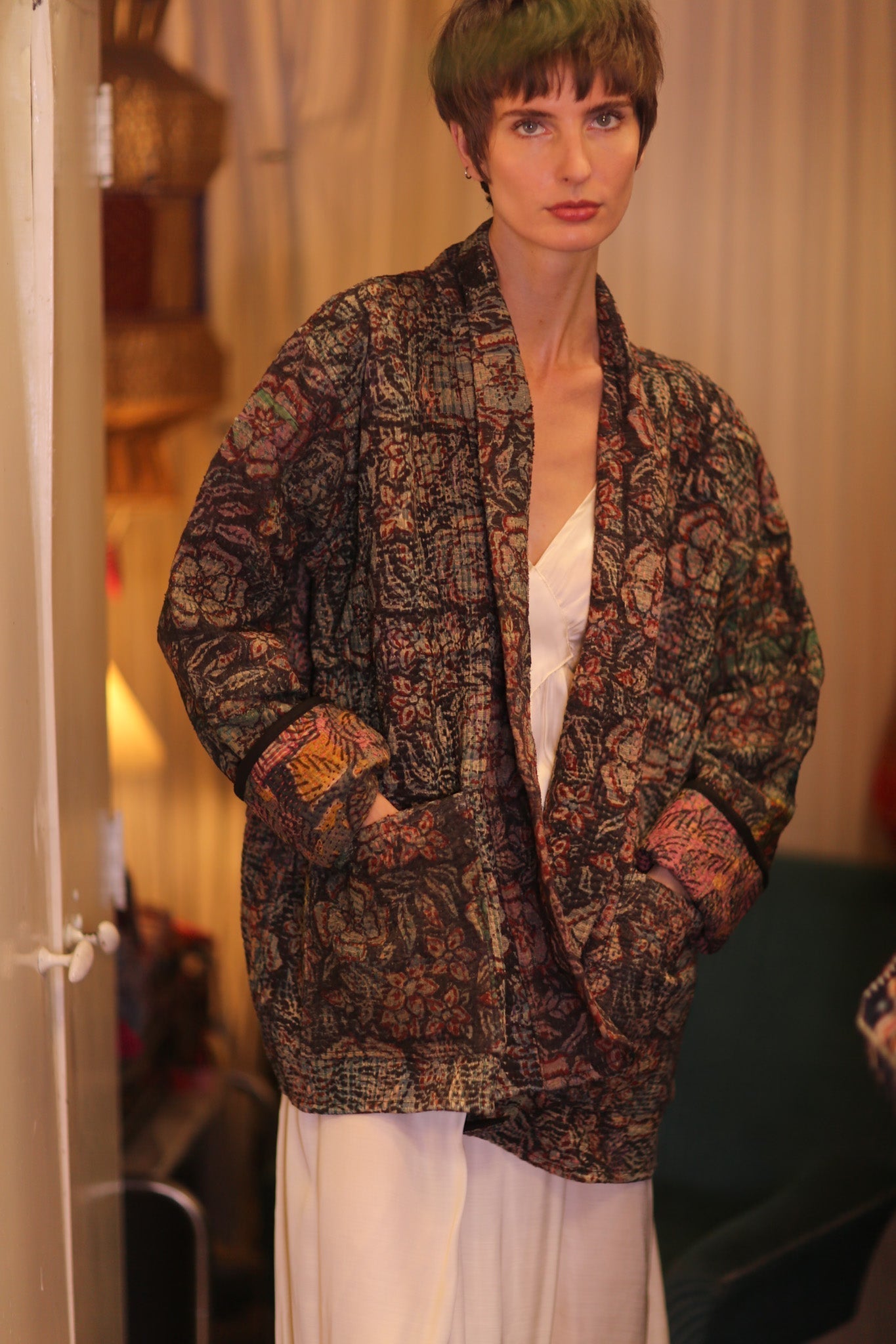 KANTHA JACKET VINTAGE FLOWER FRINE - MOMO STUDIO BERLIN - Berlin Concept Store - sustainable & ethical fashion