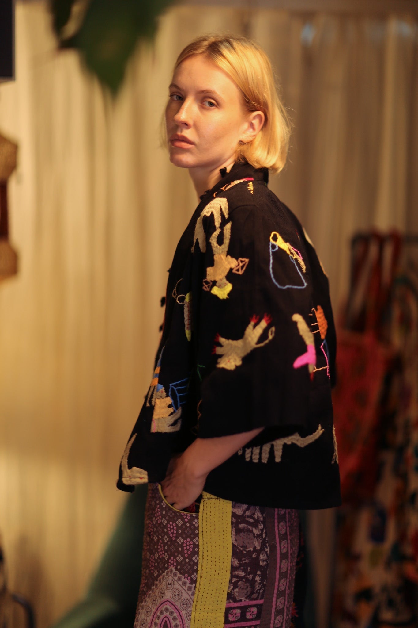 LAOS EMBROIDERED TRIBAL SHORT JACKET - MOMO STUDIO BERLIN - Berlin Concept Store - sustainable & ethical fashion