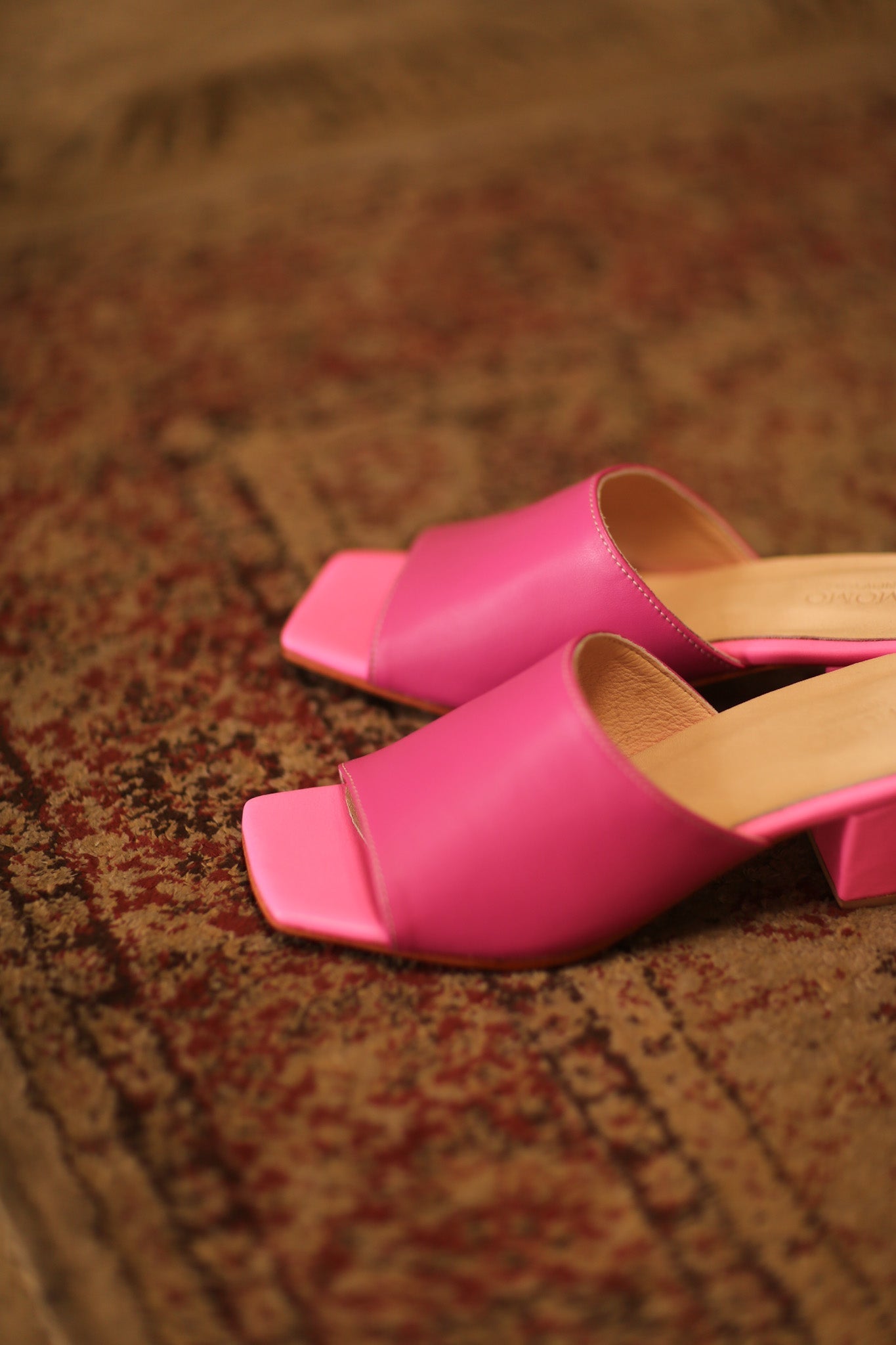 LEATHER HEELED MULES LORIN FUSHIA PINK - MOMO STUDIO BERLIN - Berlin Concept Store - sustainable & ethical fashion