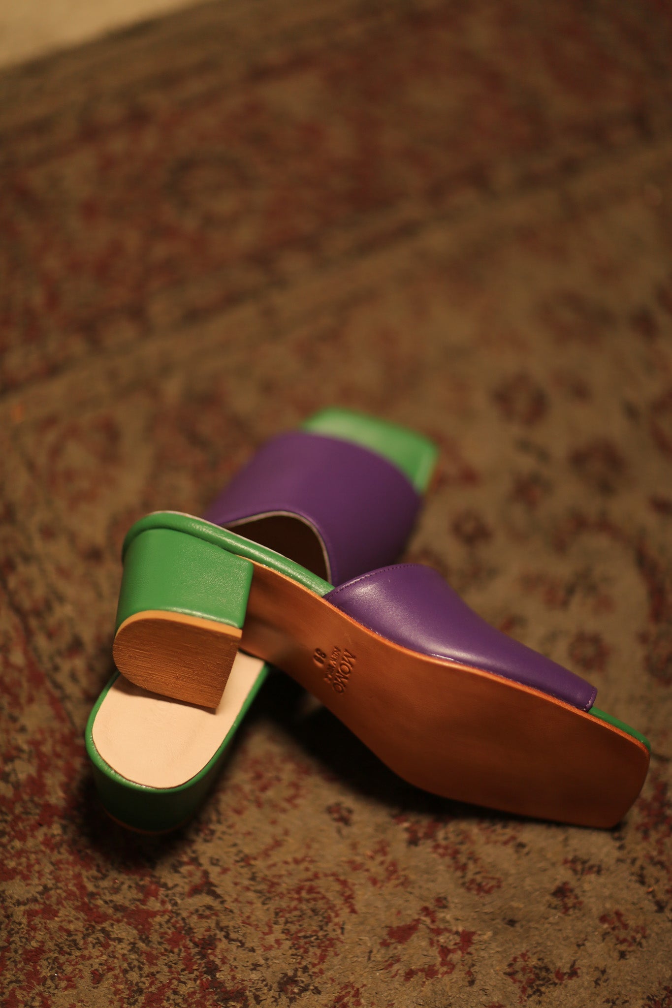 LEATHER HEELED MULES LORIN PURPLE GREEN - MOMO STUDIO BERLIN - Berlin Concept Store - sustainable & ethical fashion