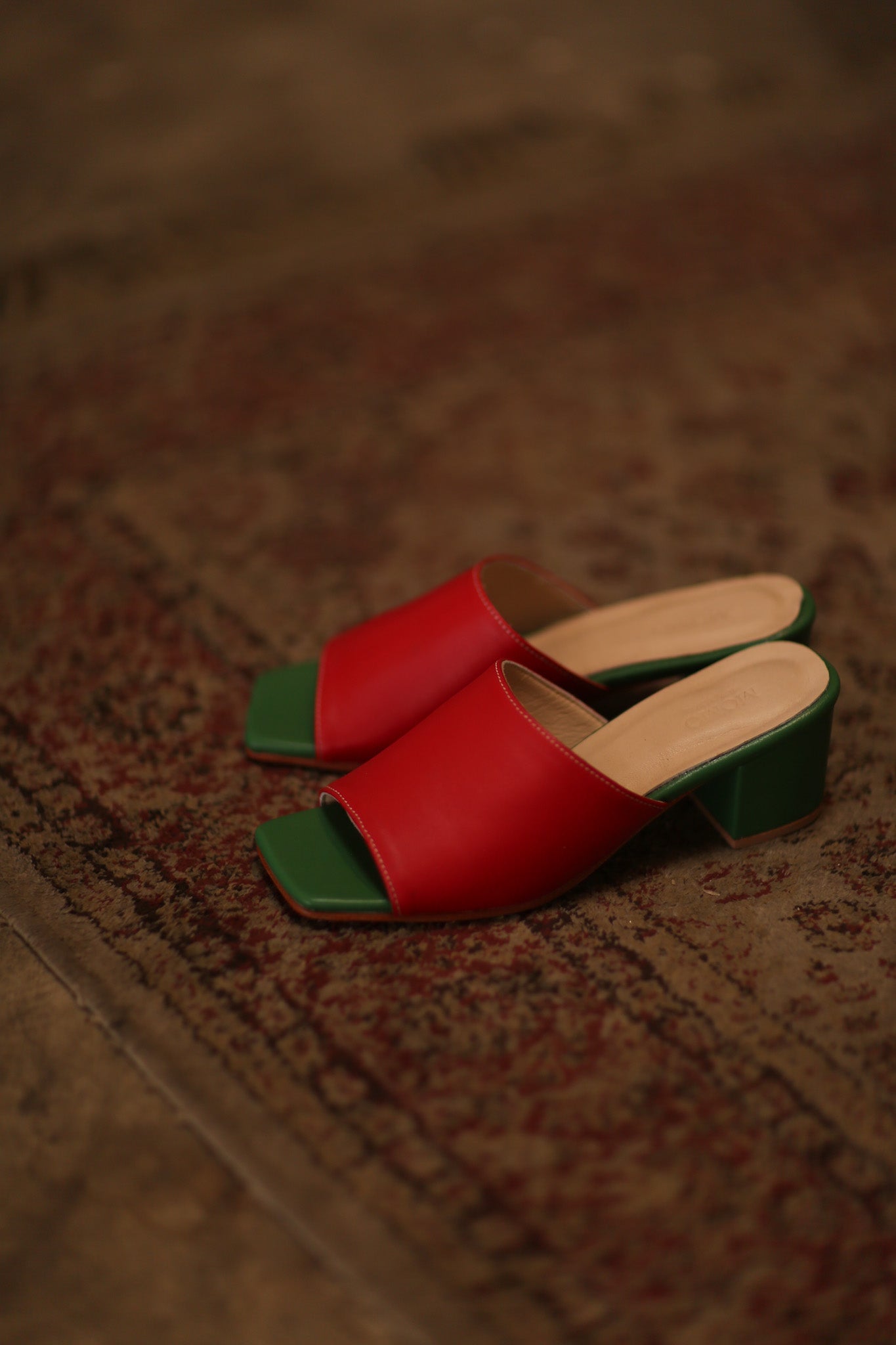LEATHER MULES LORIN RED GREEN - MOMO STUDIO BERLIN - Berlin Concept Store - sustainable & ethical fashion