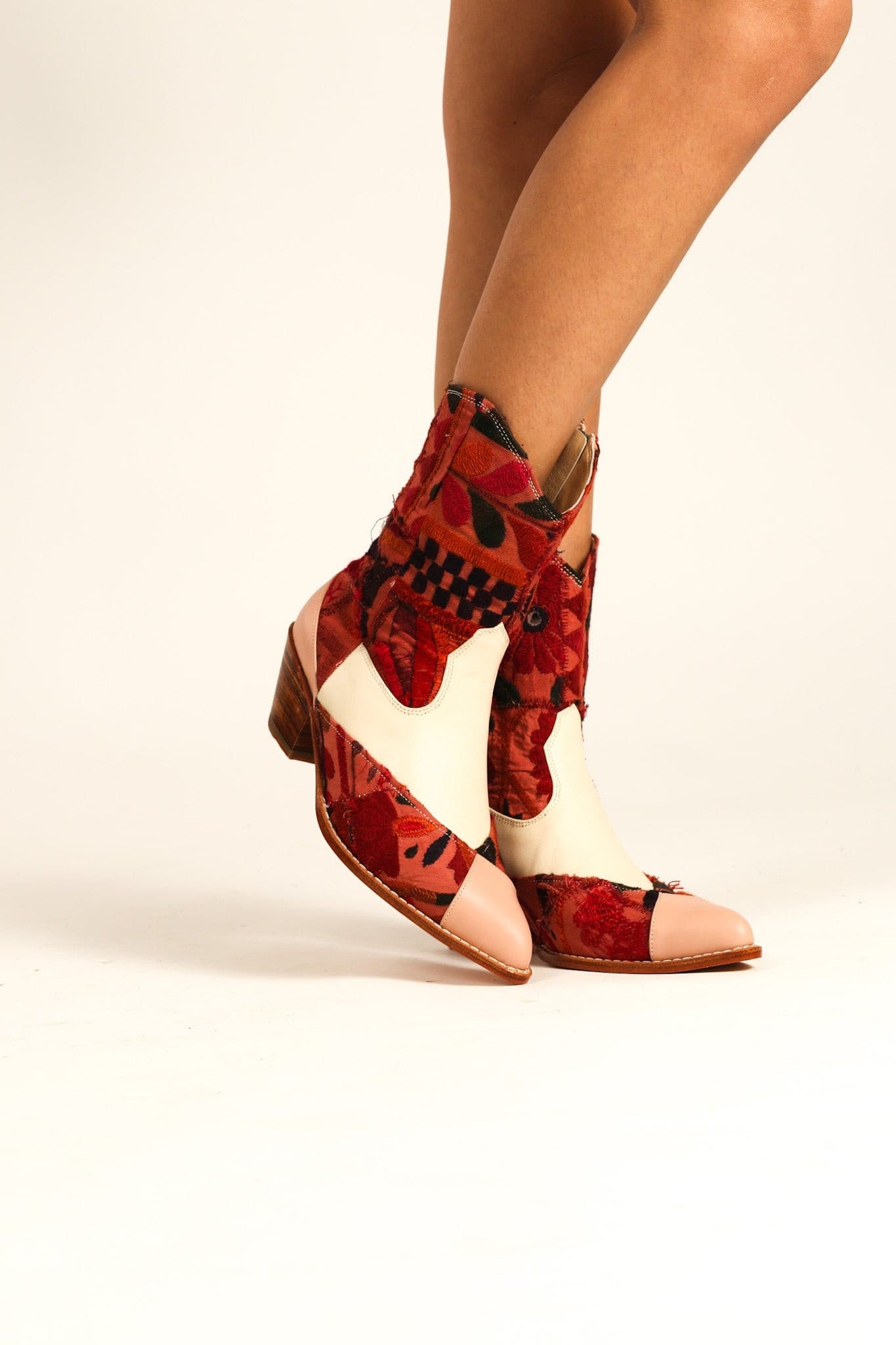 LEATHER PATCHWORK PATCH BOOTS ZAHRA - MOMO STUDIO BERLIN - Berlin Concept Store - sustainable & ethical fashion