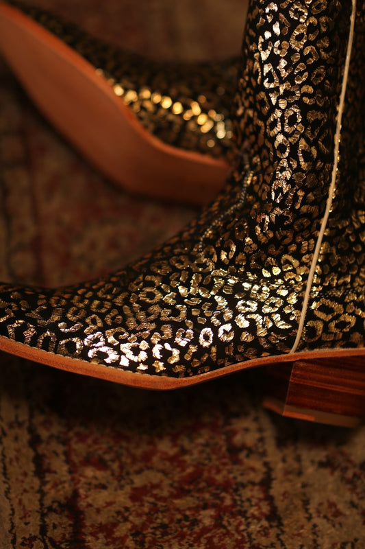LEO PRINT WESTERN BOOTS SORANA - MOMO STUDIO BERLIN - Berlin Concept Store - sustainable & ethical fashion