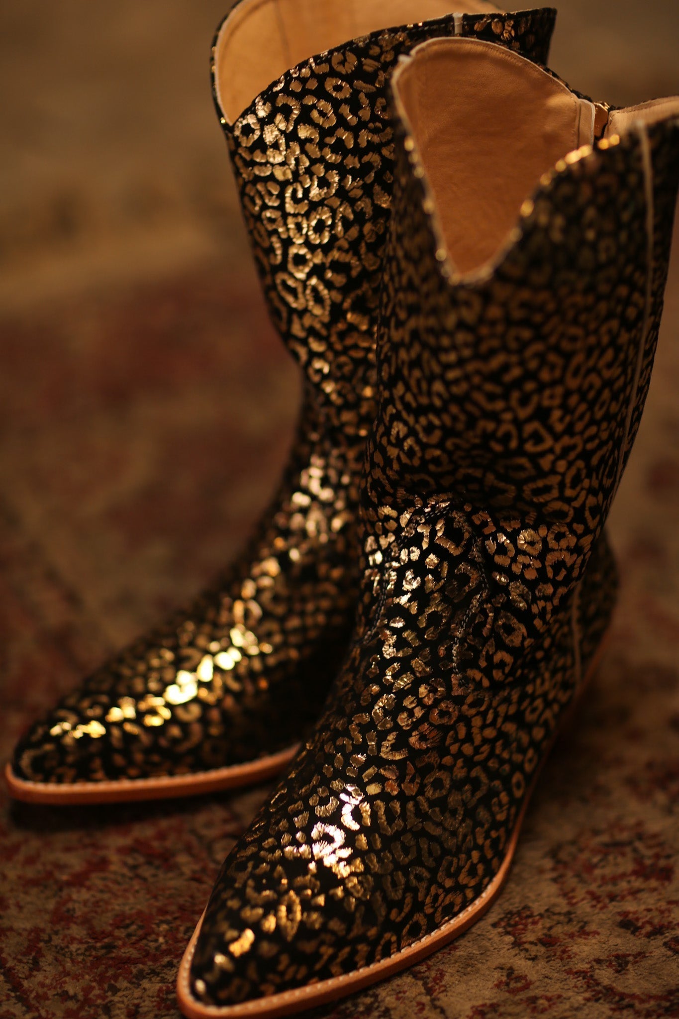 LEO PRINT WESTERN BOOTS SORANA - MOMO STUDIO BERLIN - Berlin Concept Store - sustainable & ethical fashion