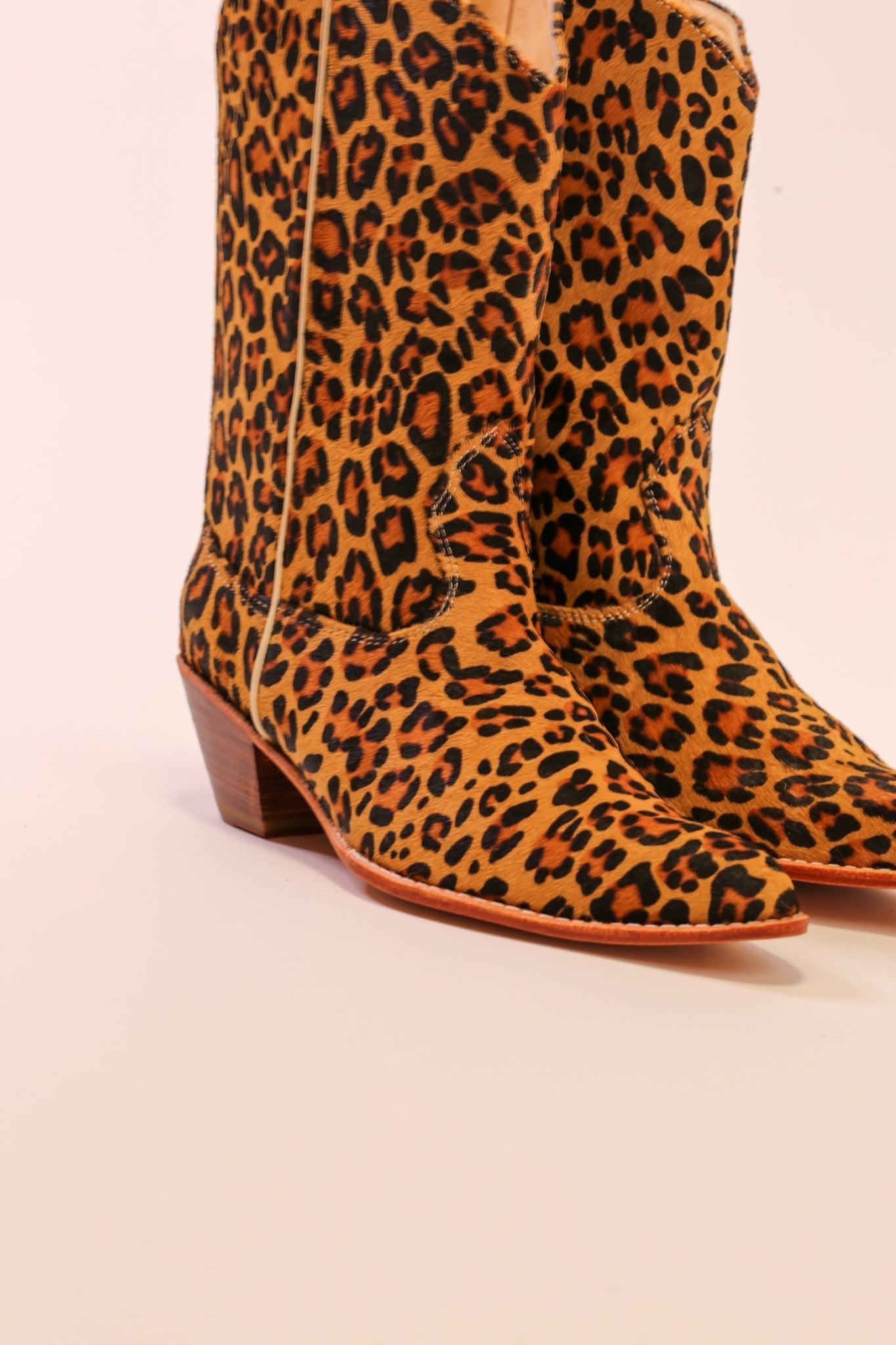 LEOPARD PRINT WESTERN BOOTS MAYA - MOMO STUDIO BERLIN - Berlin Concept Store - sustainable & ethical fashion