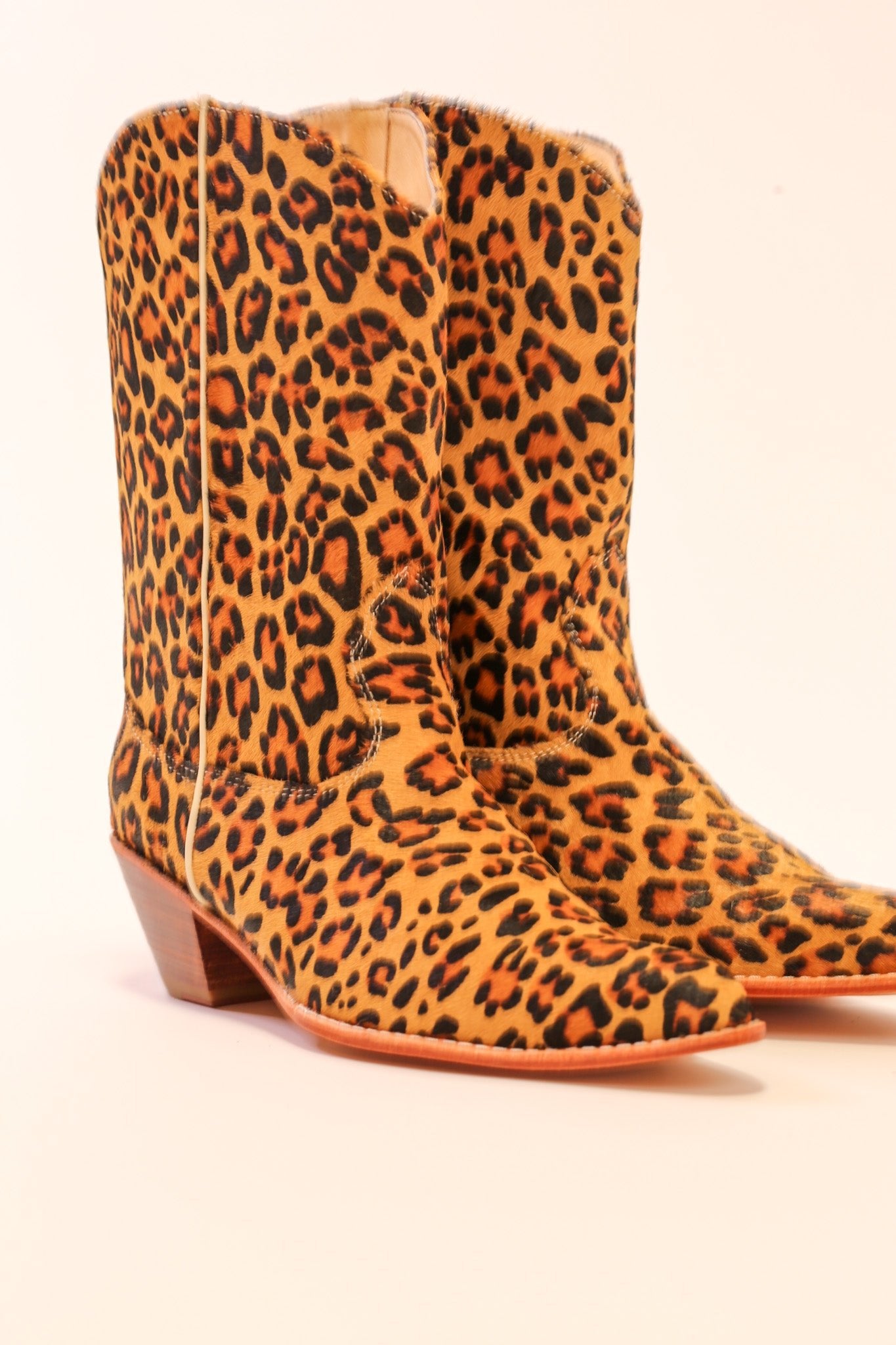 LEOPARD PRINT WESTERN BOOTS MAYA - MOMO STUDIO BERLIN - Berlin Concept Store - sustainable & ethical fashion