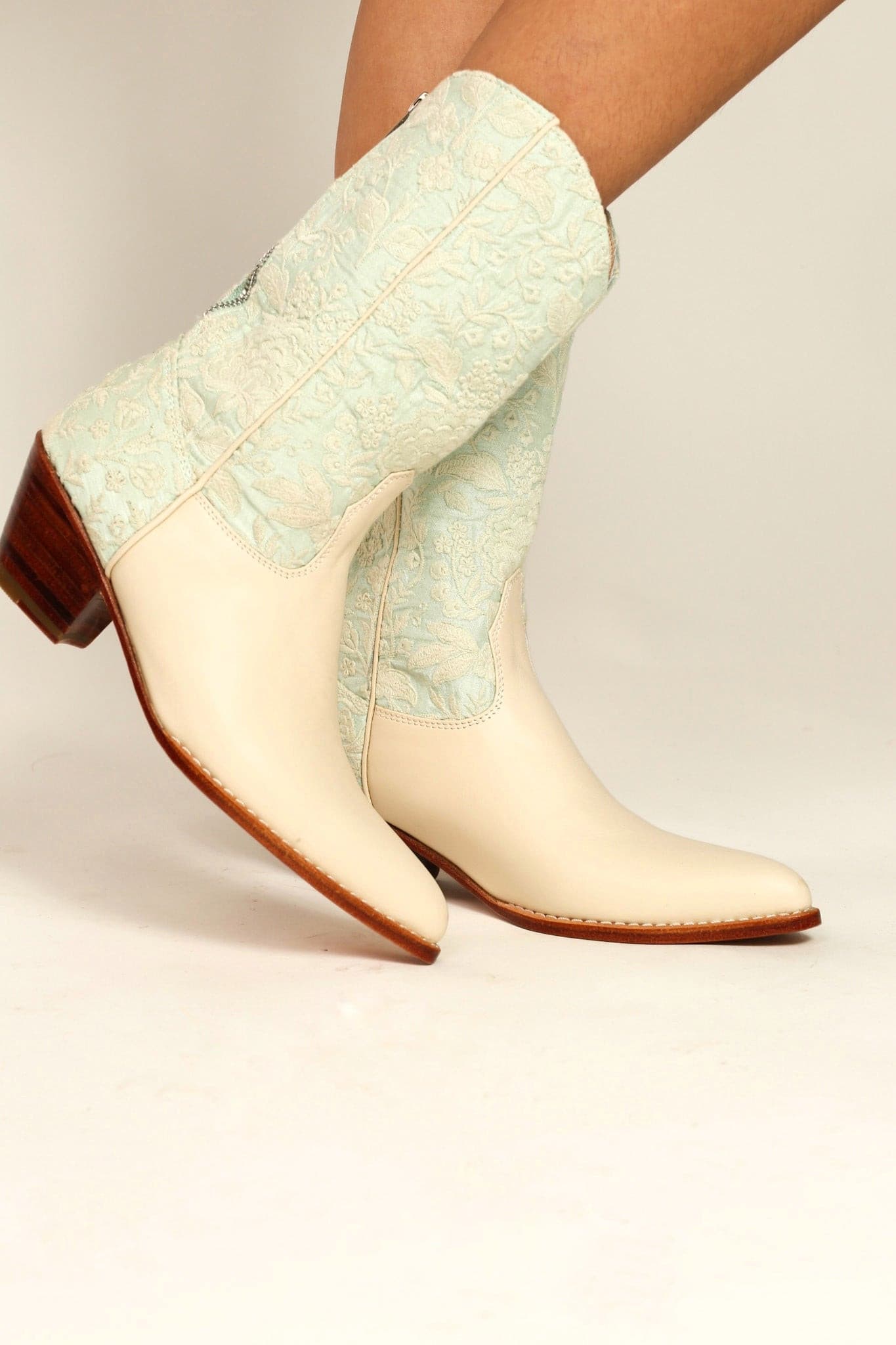 LIGHT MINT WESTERN BOOTS SENIA - MOMO STUDIO BERLIN - Berlin Concept Store - sustainable & ethical fashion