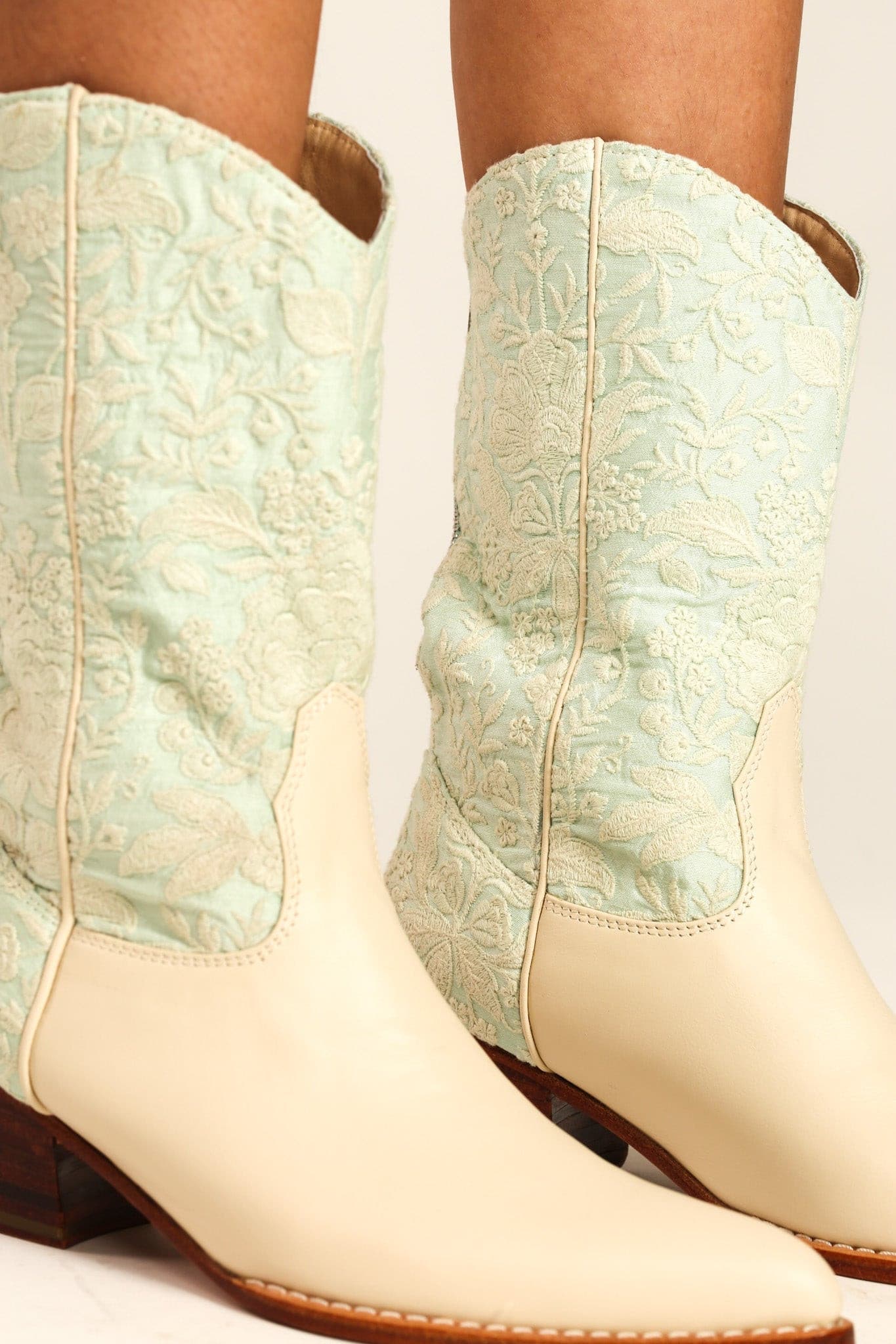 LIGHT MINT WESTERN BOOTS SENIA - MOMO STUDIO BERLIN - Berlin Concept Store - sustainable & ethical fashion