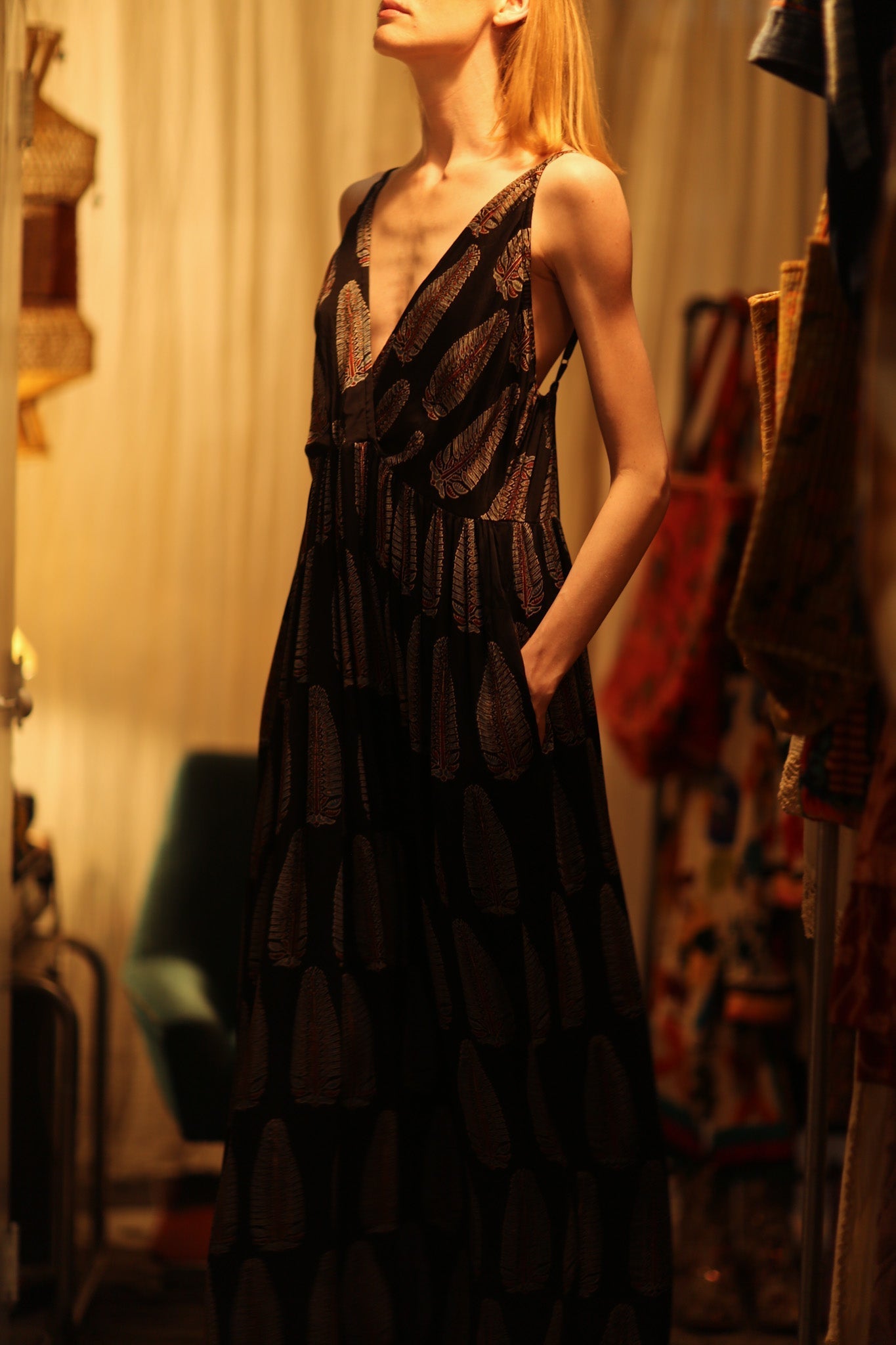 LILY SILK DRESS BLACK FEATHER - MOMO STUDIO BERLIN - Berlin Concept Store - sustainable & ethical fashion