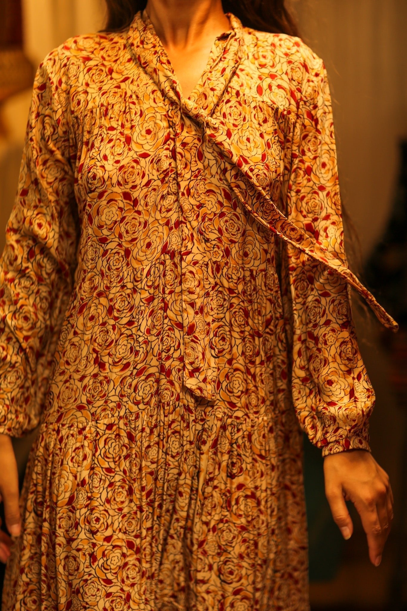 LOA SILK BUTTONED DRESS FLORAL RED - MOMO STUDIO BERLIN - Berlin Concept Store - sustainable & ethical fashion