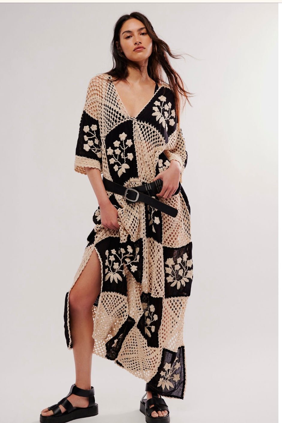 LOVE STORY CROCHET MAXI KAFTAN - MOMO STUDIO BERLIN - Berlin Concept Store - sustainable & ethical fashion