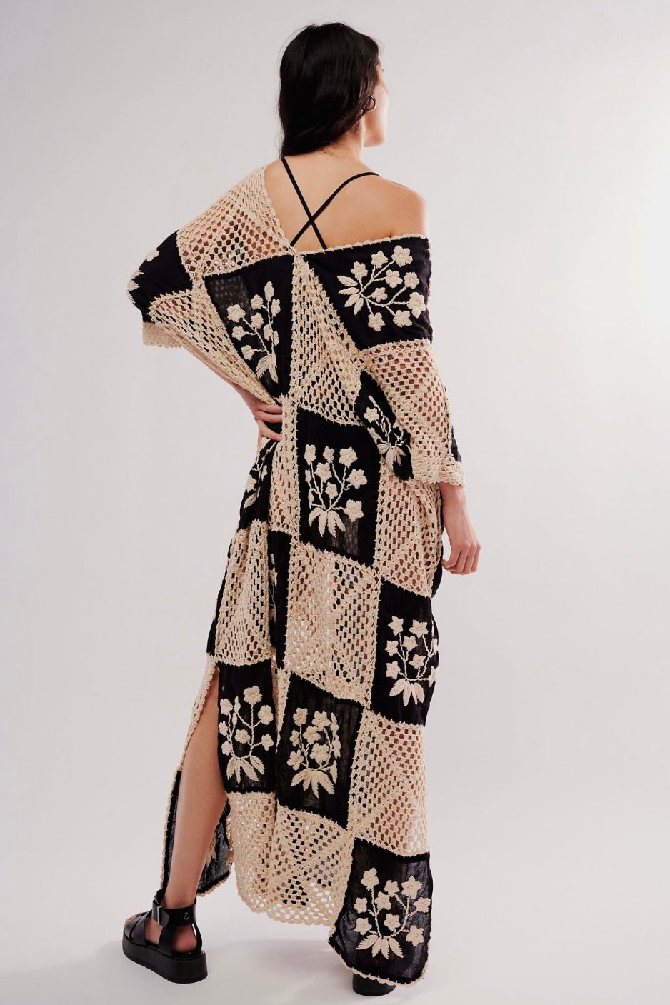 LOVE STORY CROCHET MAXI KAFTAN - MOMO STUDIO BERLIN - Berlin Concept Store - sustainable & ethical fashion