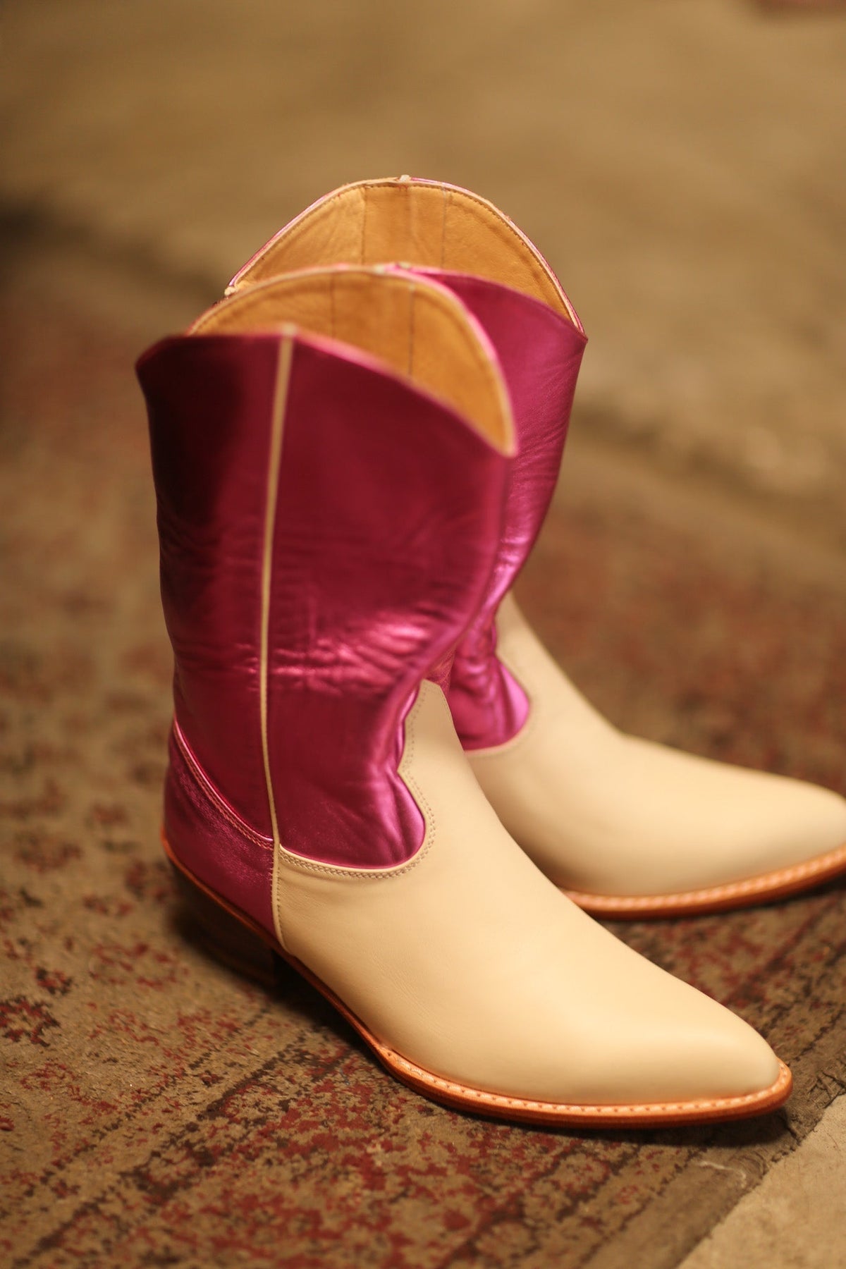 METALLIC PINK CREAM LEATHER BOOTS NOSCHIO - MOMO STUDIO BERLIN - Berlin Concept Store - sustainable & ethical fashion