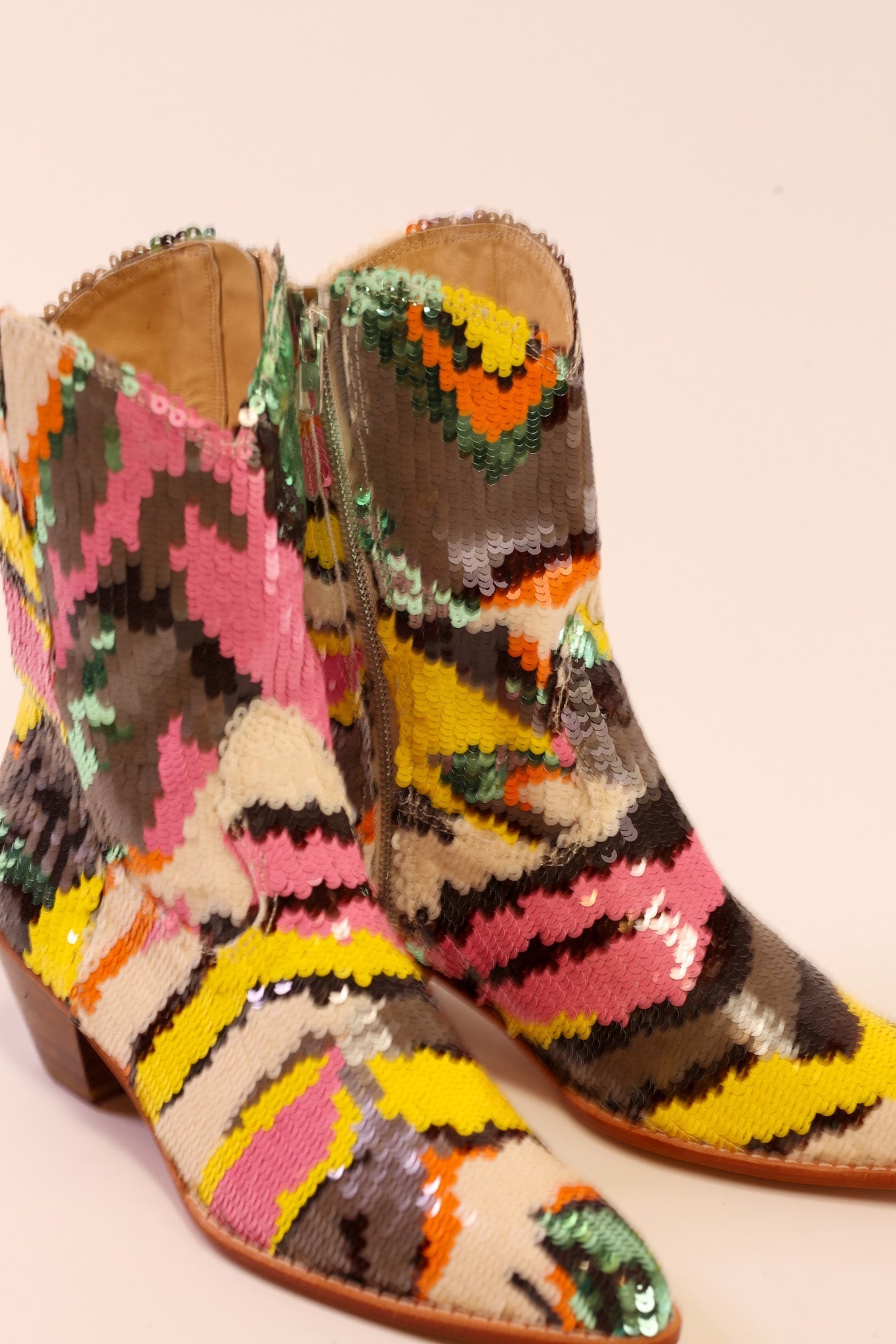 MULTI MIX SEQUIN EMBROIDERED BOOTS CHACHA - MOMO STUDIO BERLIN - Berlin Concept Store - sustainable & ethical fashion