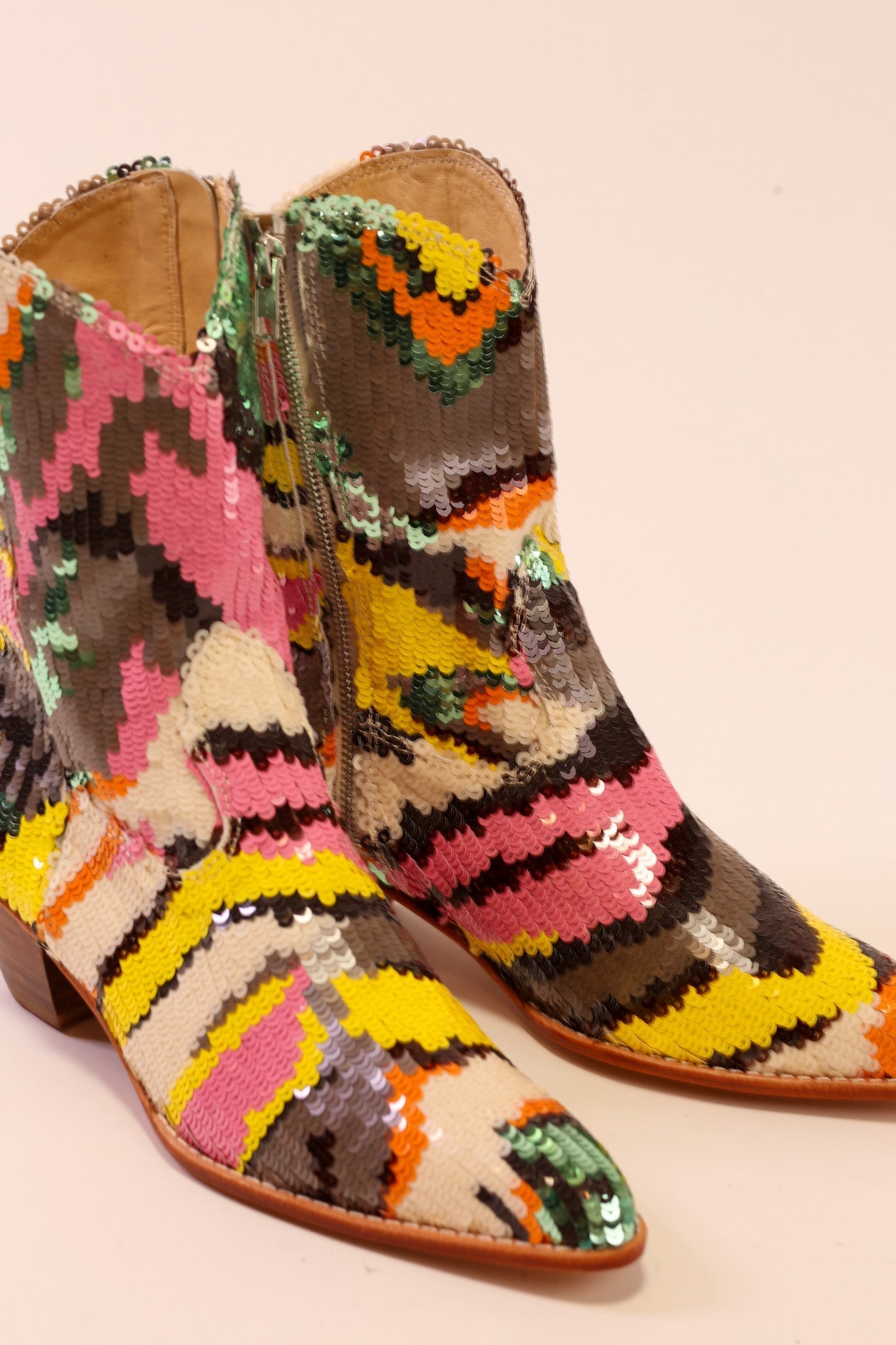 MULTI MIX SEQUIN EMBROIDERED BOOTS CHACHA - MOMO STUDIO BERLIN - Berlin Concept Store - sustainable & ethical fashion