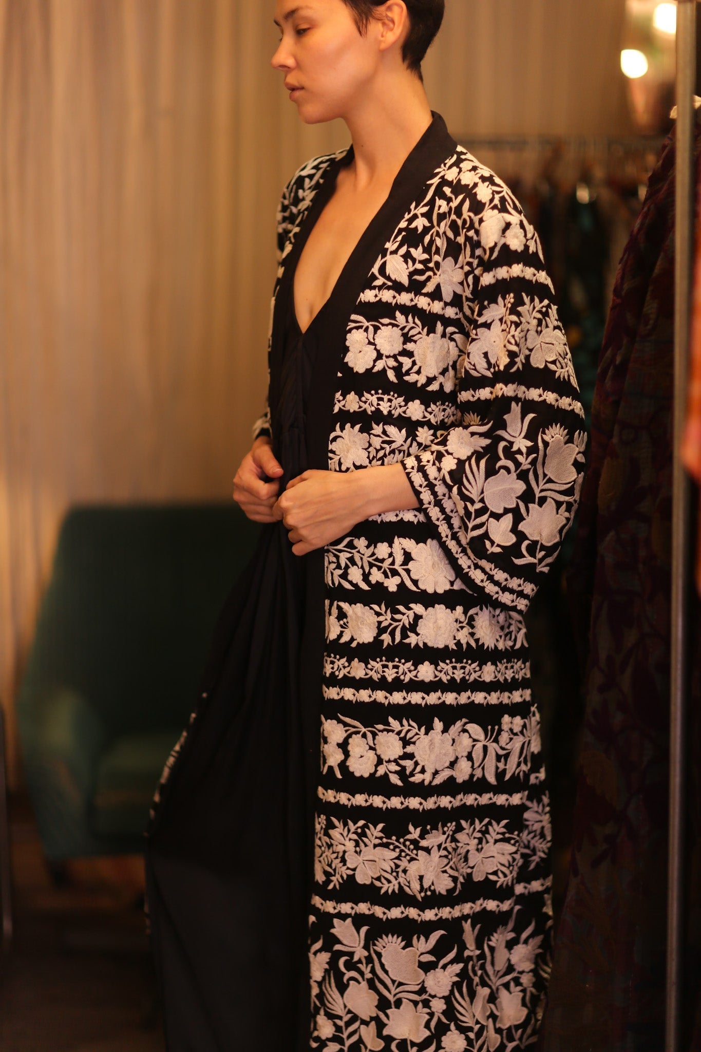 OLA EMBROIDERED SILK LONG KIMONO - MOMO STUDIO BERLIN - Berlin Concept Store - sustainable & ethical fashion