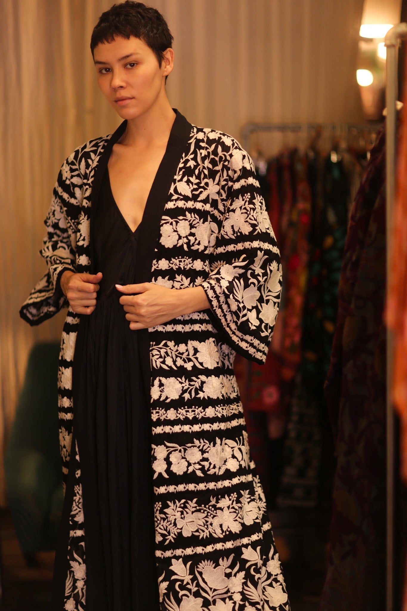 OLA EMBROIDERED SILK LONG KIMONO - MOMO STUDIO BERLIN - Berlin Concept Store - sustainable & ethical fashion