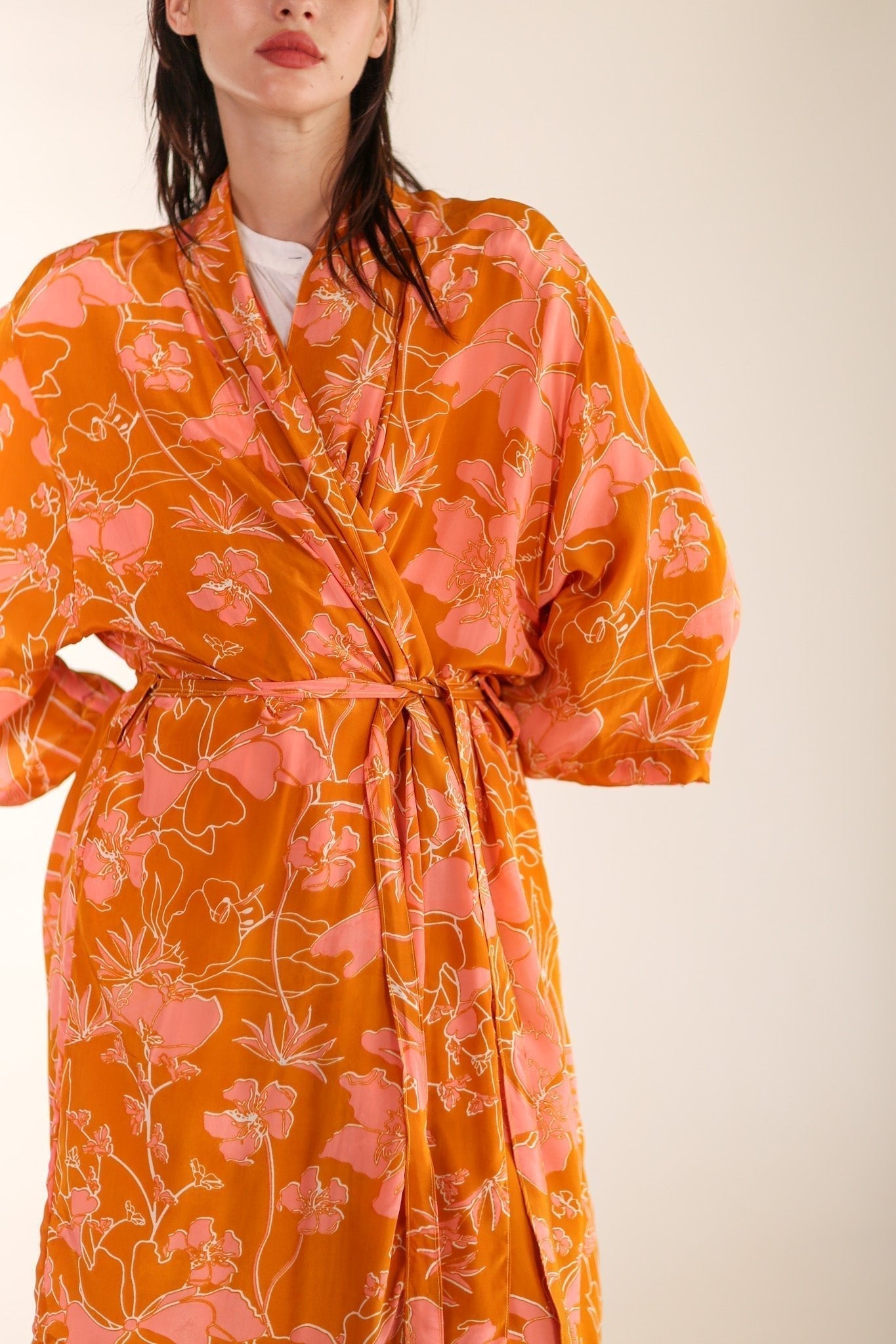 ORANGE FLOWER PRINT SILK KIMONO GOLBY - MOMO STUDIO BERLIN - Berlin Concept Store - sustainable & ethical fashion