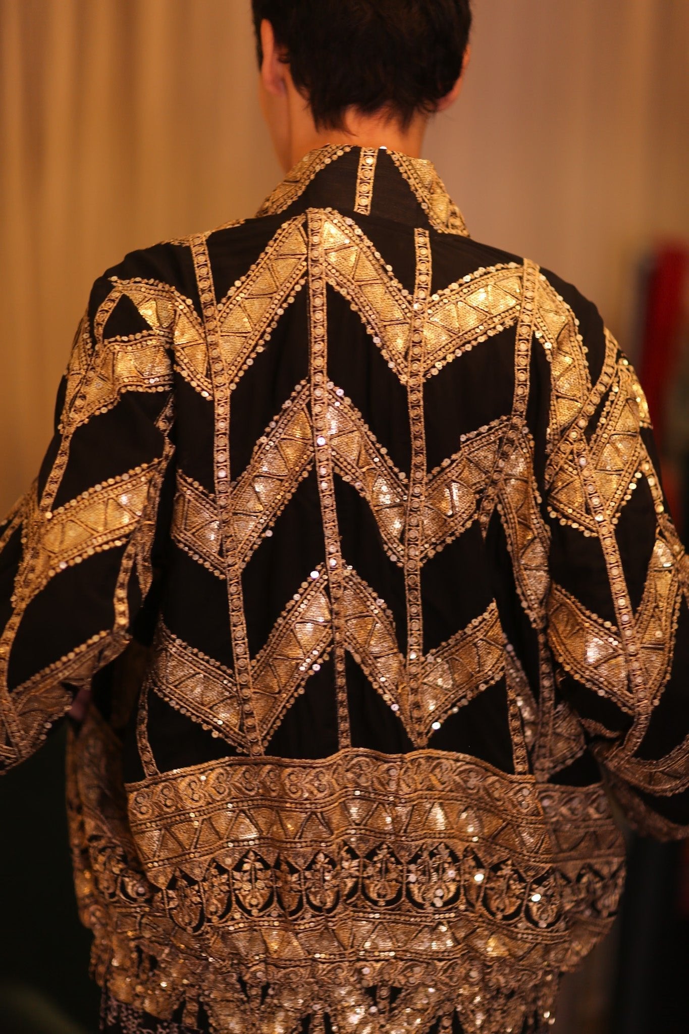OVERSIZED EMBROIDERED SILK BOMBER JACKET WONMIN - MOMO STUDIO BERLIN - Berlin Concept Store - sustainable & ethical fashion