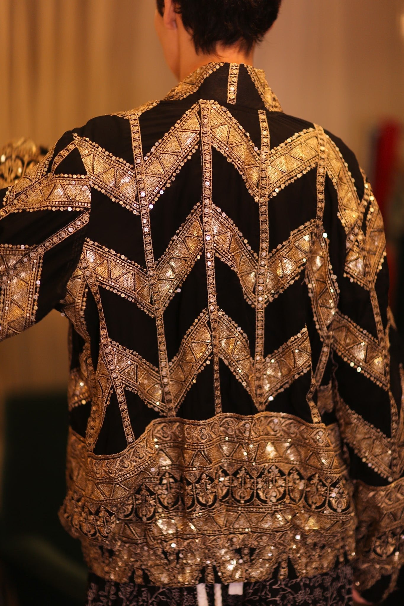 OVERSIZED EMBROIDERED SILK BOMBER JACKET WONMIN - MOMO STUDIO BERLIN - Berlin Concept Store - sustainable & ethical fashion