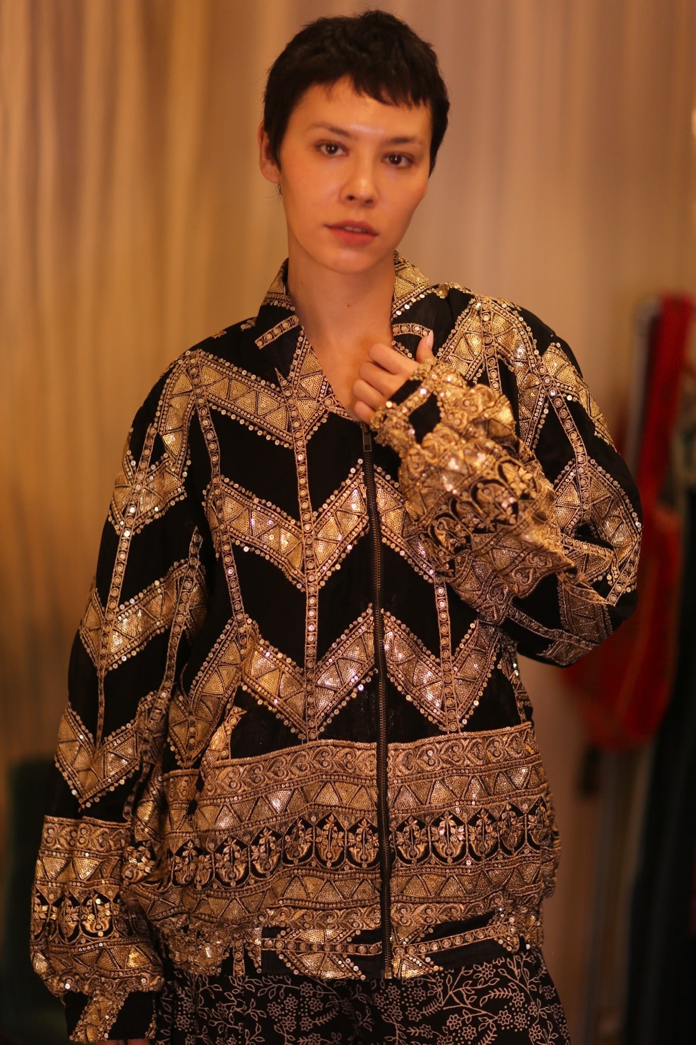 OVERSIZED EMBROIDERED SILK BOMBER JACKET WONMIN - MOMO STUDIO BERLIN - Berlin Concept Store - sustainable & ethical fashion