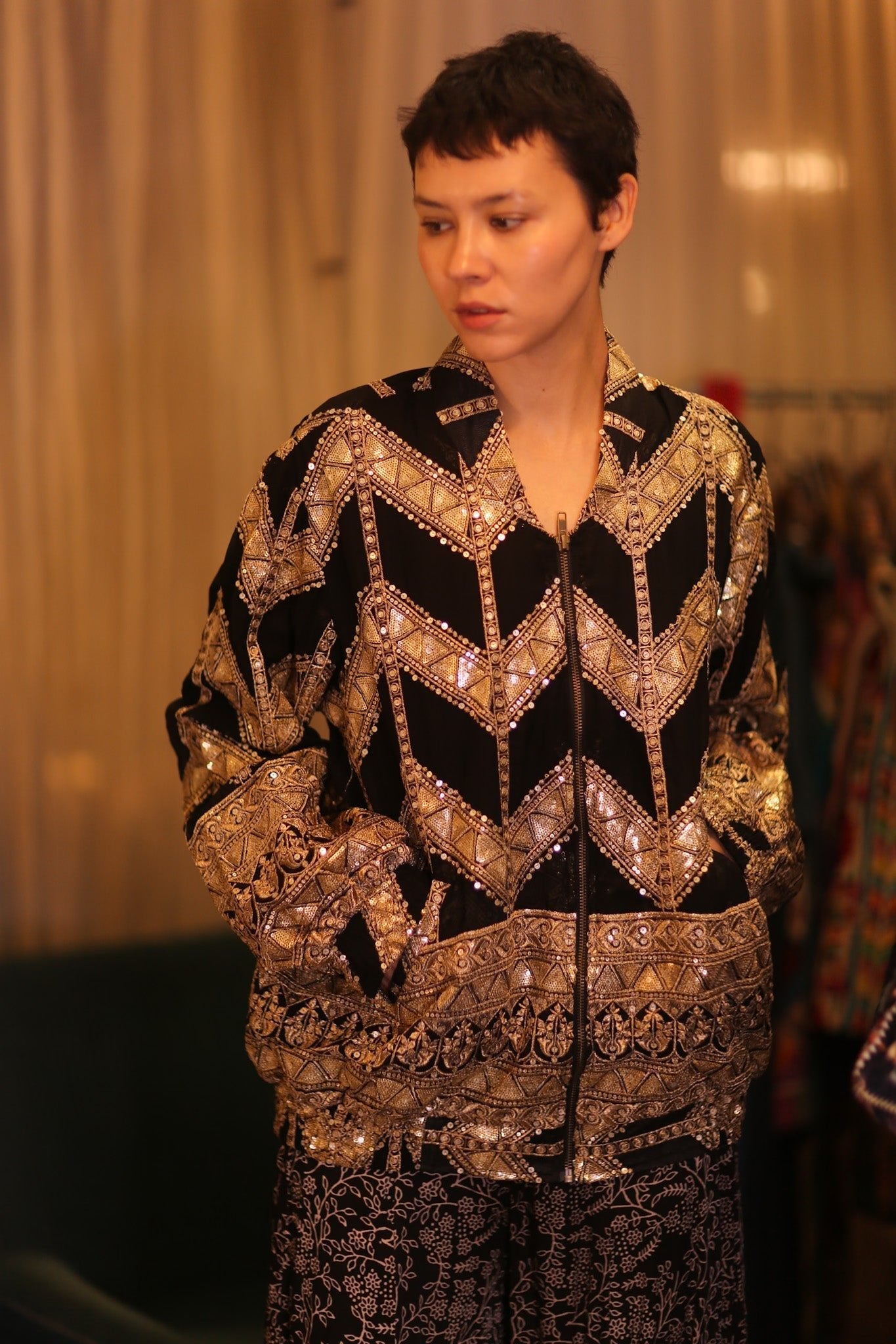 OVERSIZED EMBROIDERED SILK BOMBER JACKET WONMIN - MOMO STUDIO BERLIN - Berlin Concept Store - sustainable & ethical fashion