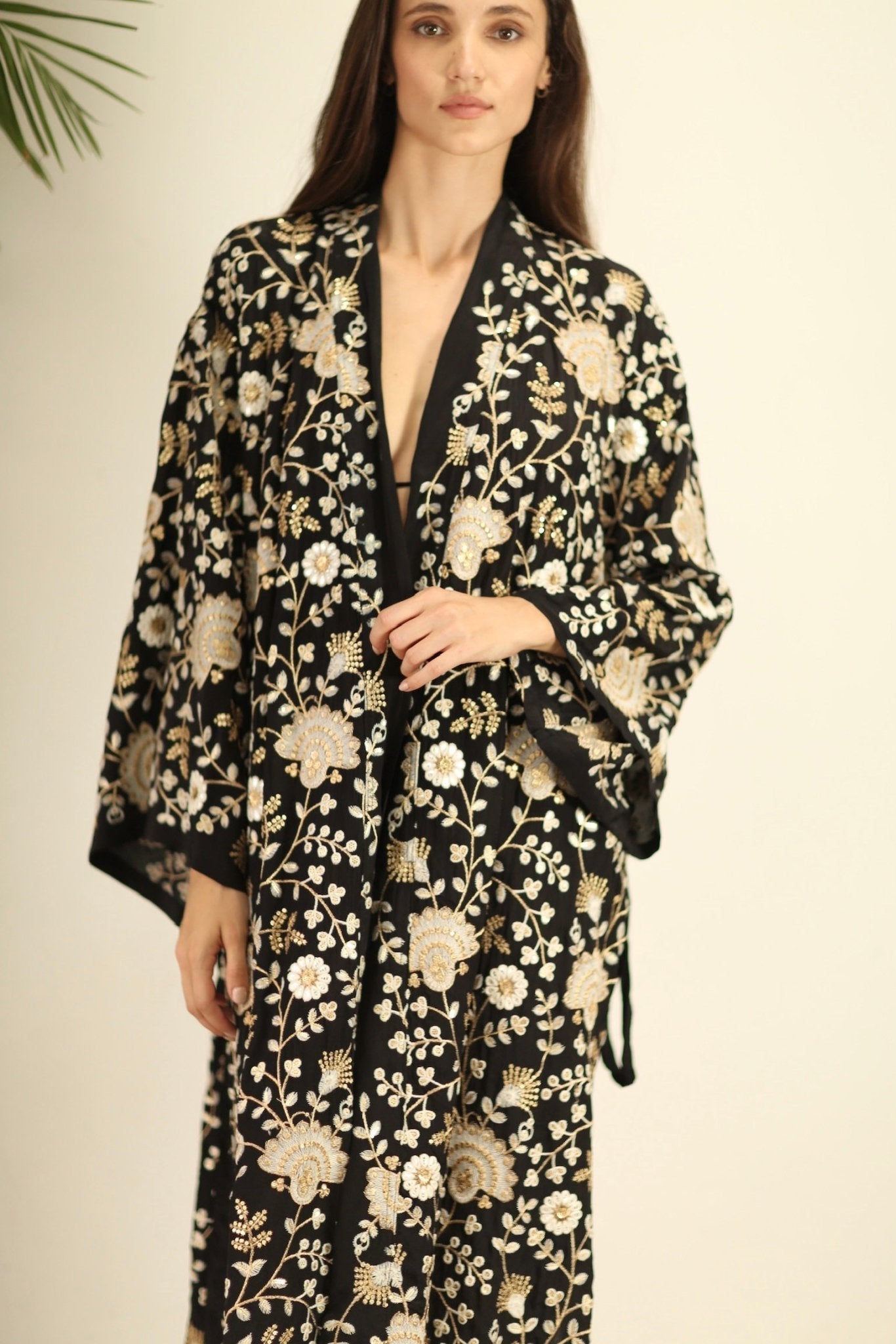 PAN FLOWER EMBROIDERED CHIFFON SILK KIMONO - MOMO STUDIO BERLIN - Berlin Concept Store - sustainable & ethical fashion